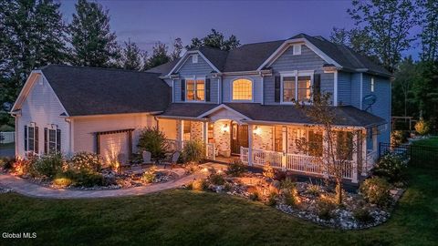 Photo of 54 Walden Circle, Saratoga Springs, NY 12866 (MLS # 202528388)