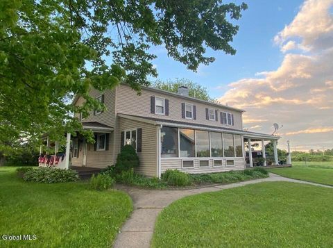 Photo of 431 Fredericks Street, Canajoharie, NY 13317 (MLS # 202613715)