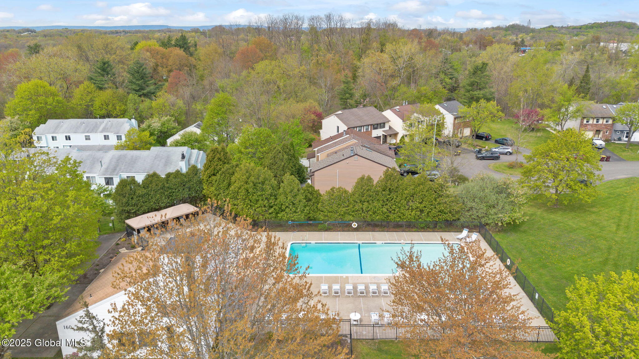 2403 S Rockport Court, East Greenbush, New York image 35