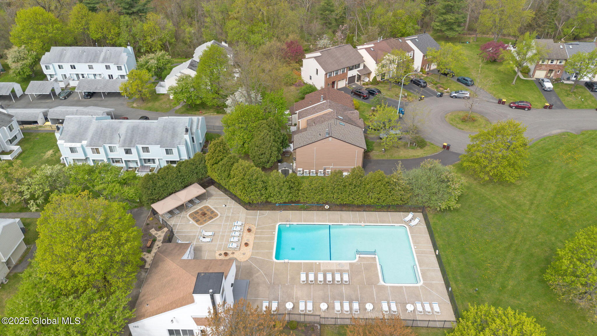 2403 S Rockport Court, East Greenbush, New York image 36