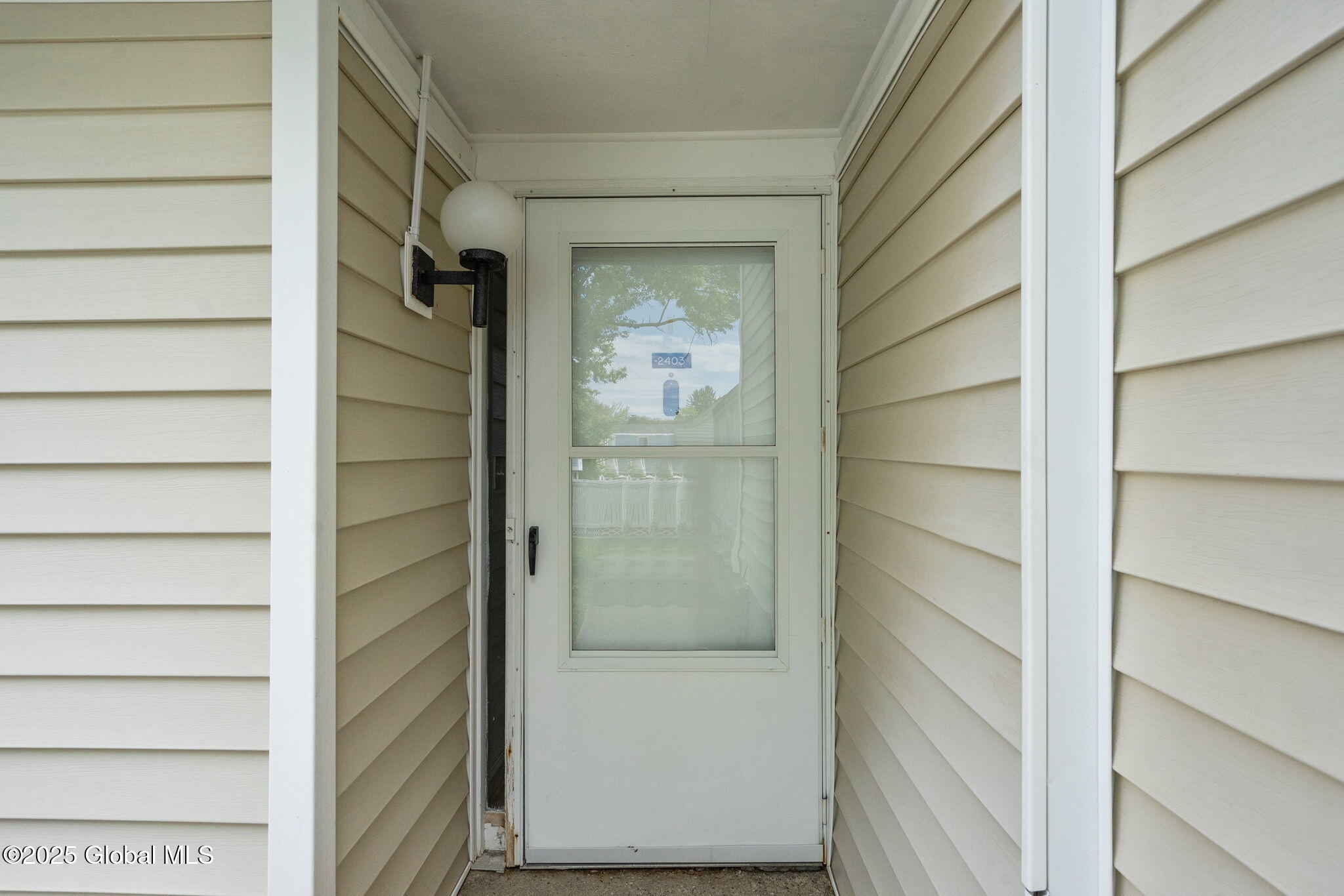 2403 S Rockport Court, East Greenbush, New York image 26