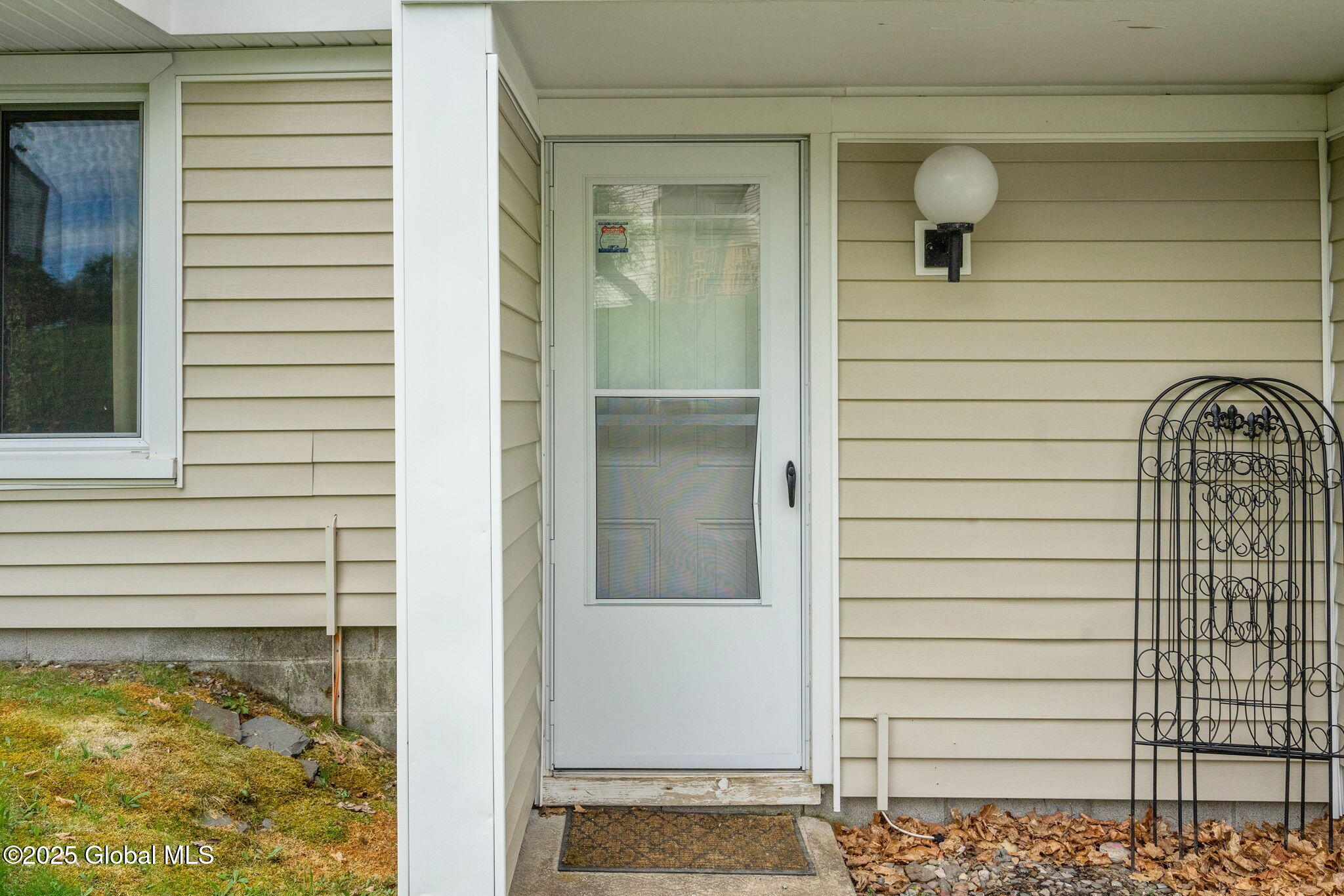 2403 S Rockport Court, East Greenbush, New York image 30