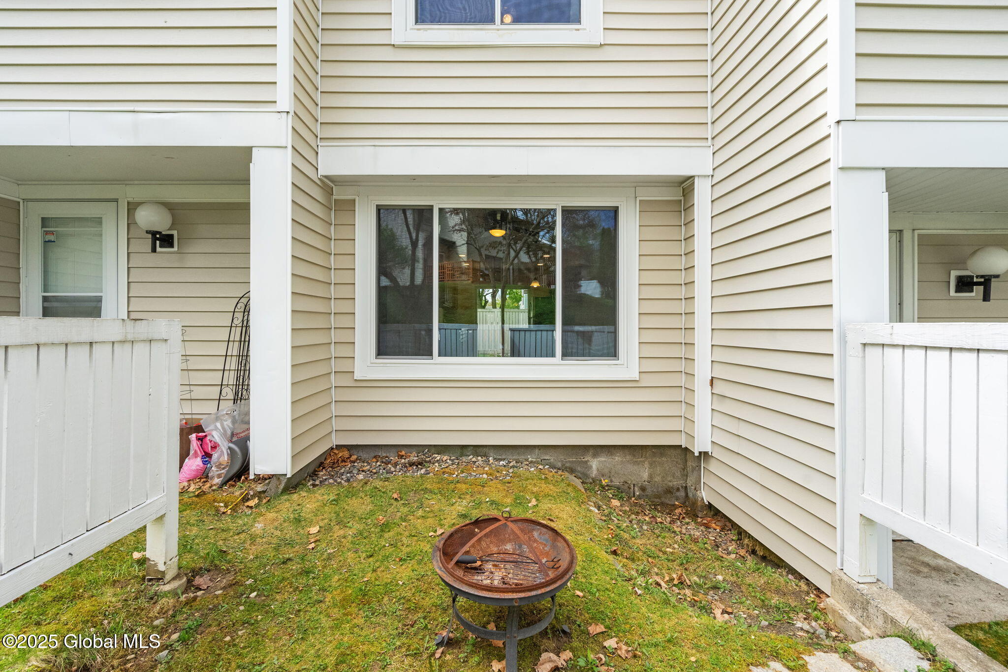 2403 S Rockport Court, East Greenbush, New York image 32
