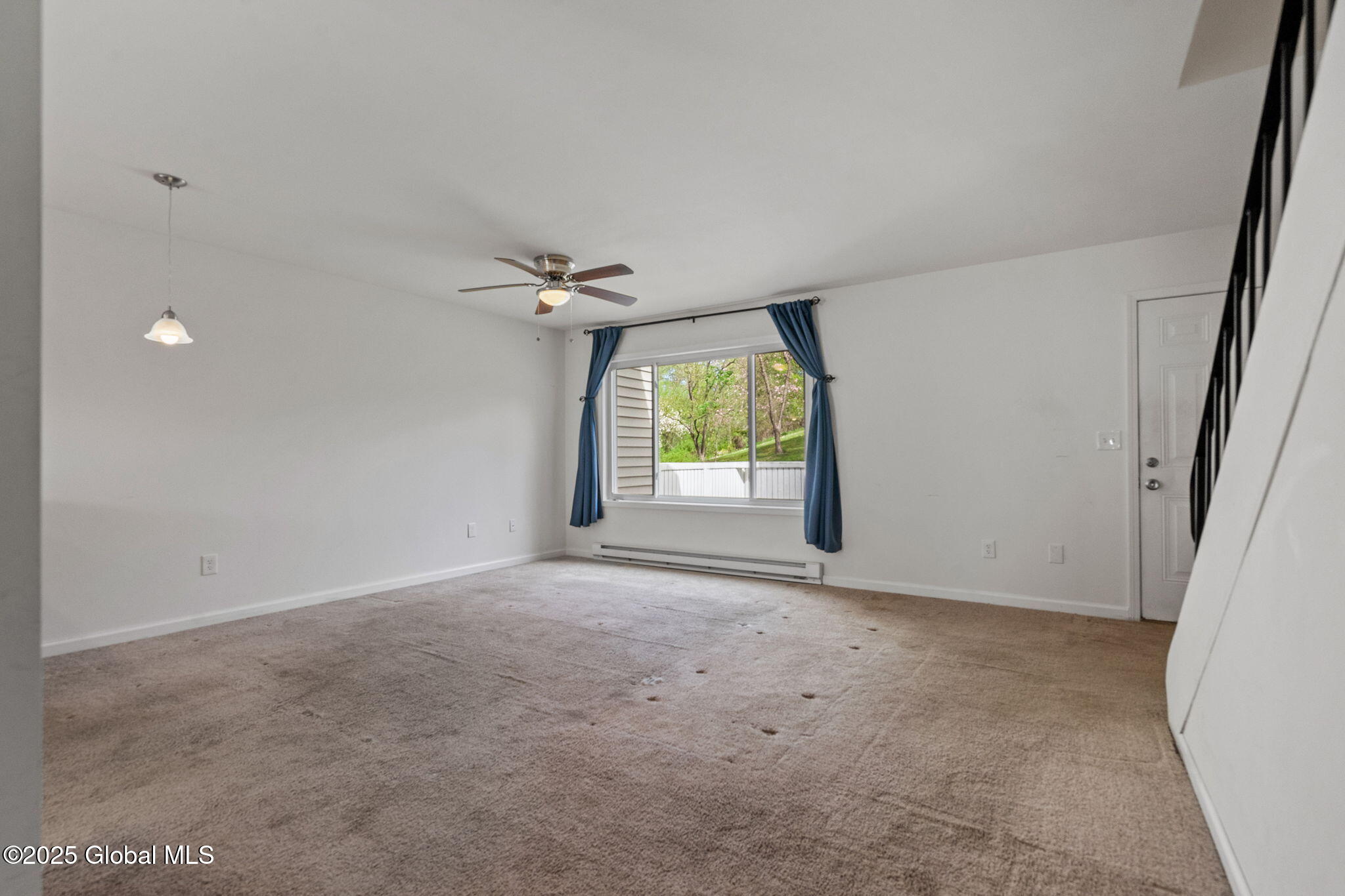 2403 S Rockport Court, East Greenbush, New York image 11