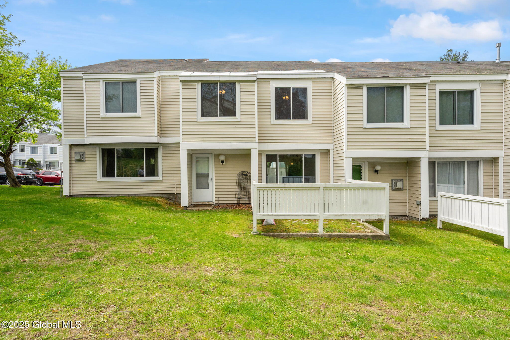 2403 S Rockport Court, East Greenbush, New York image 29