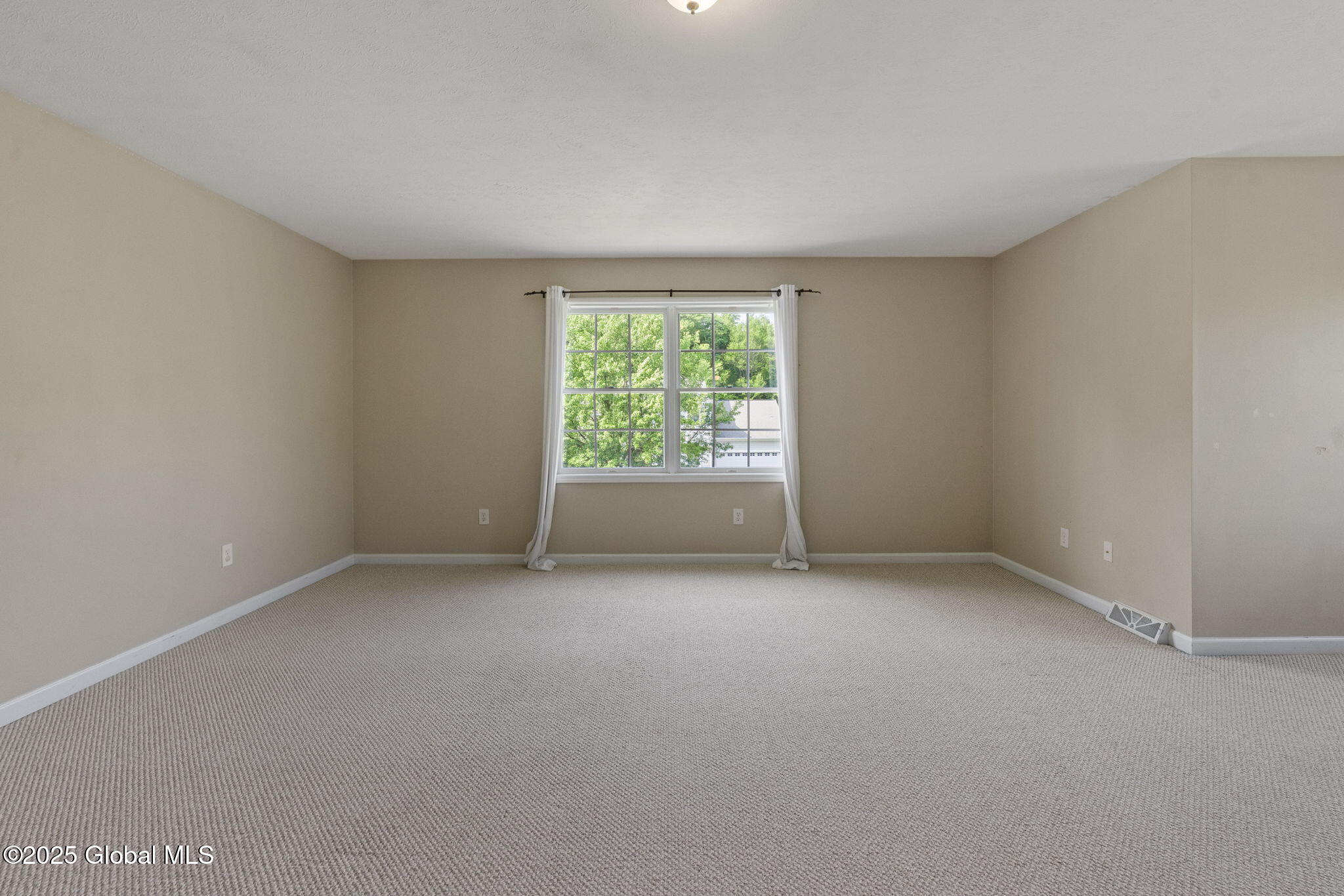 28 Sterling Heights Drive, Clifton Park, New York image 31