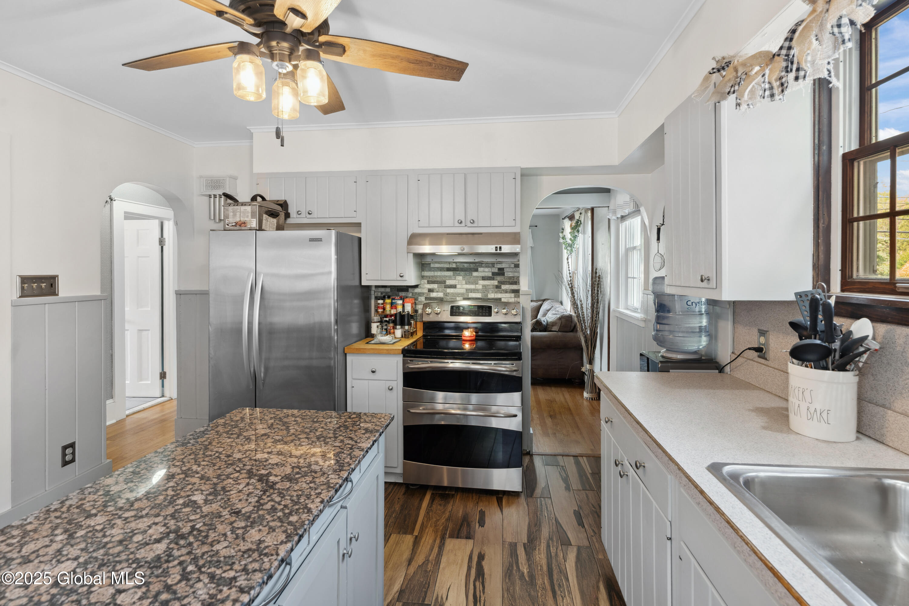 2400 Curry Road, Schenectady, New York image 4
