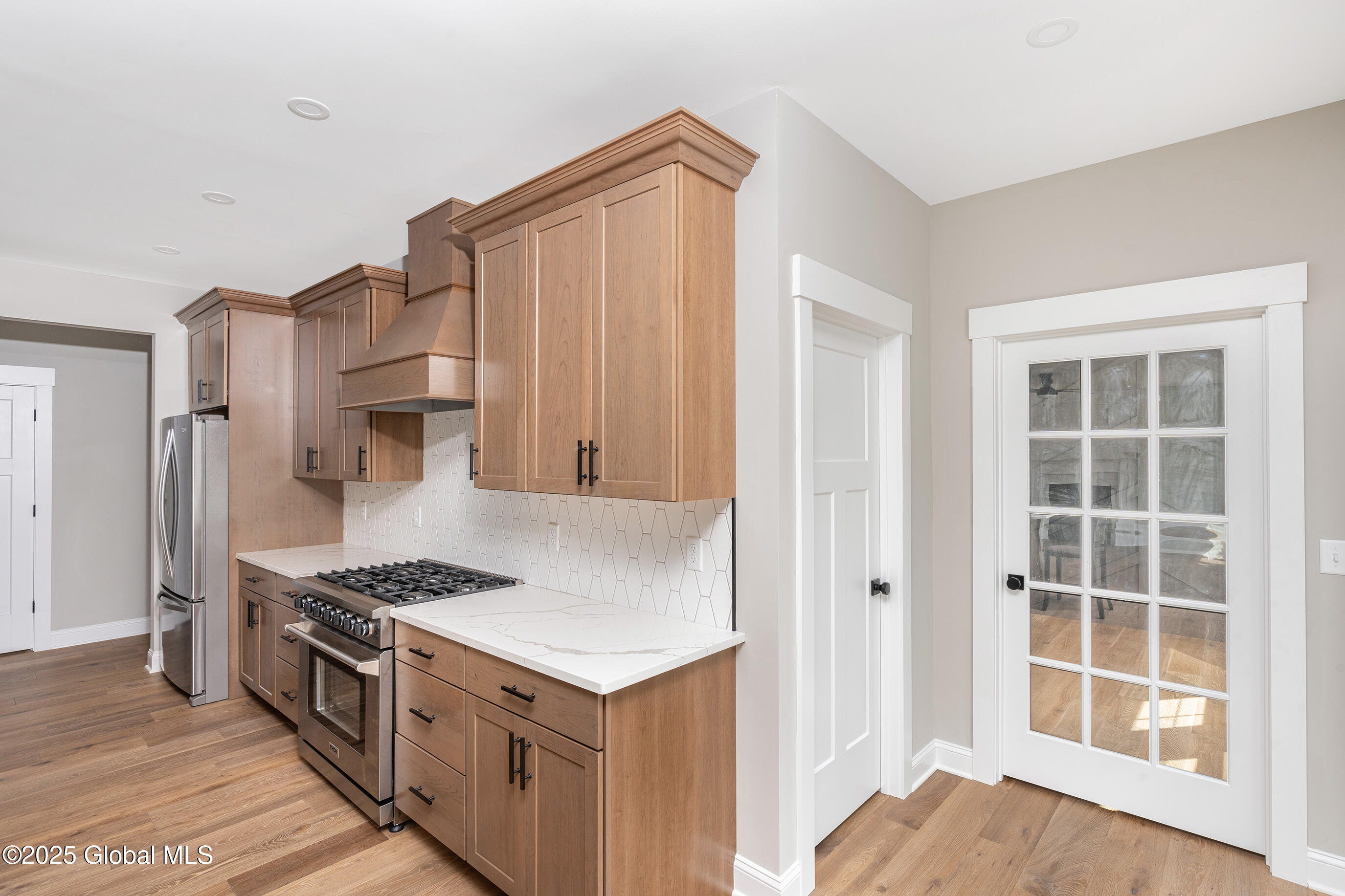 225 Pinewood Drive, Guilderland, New York image 30