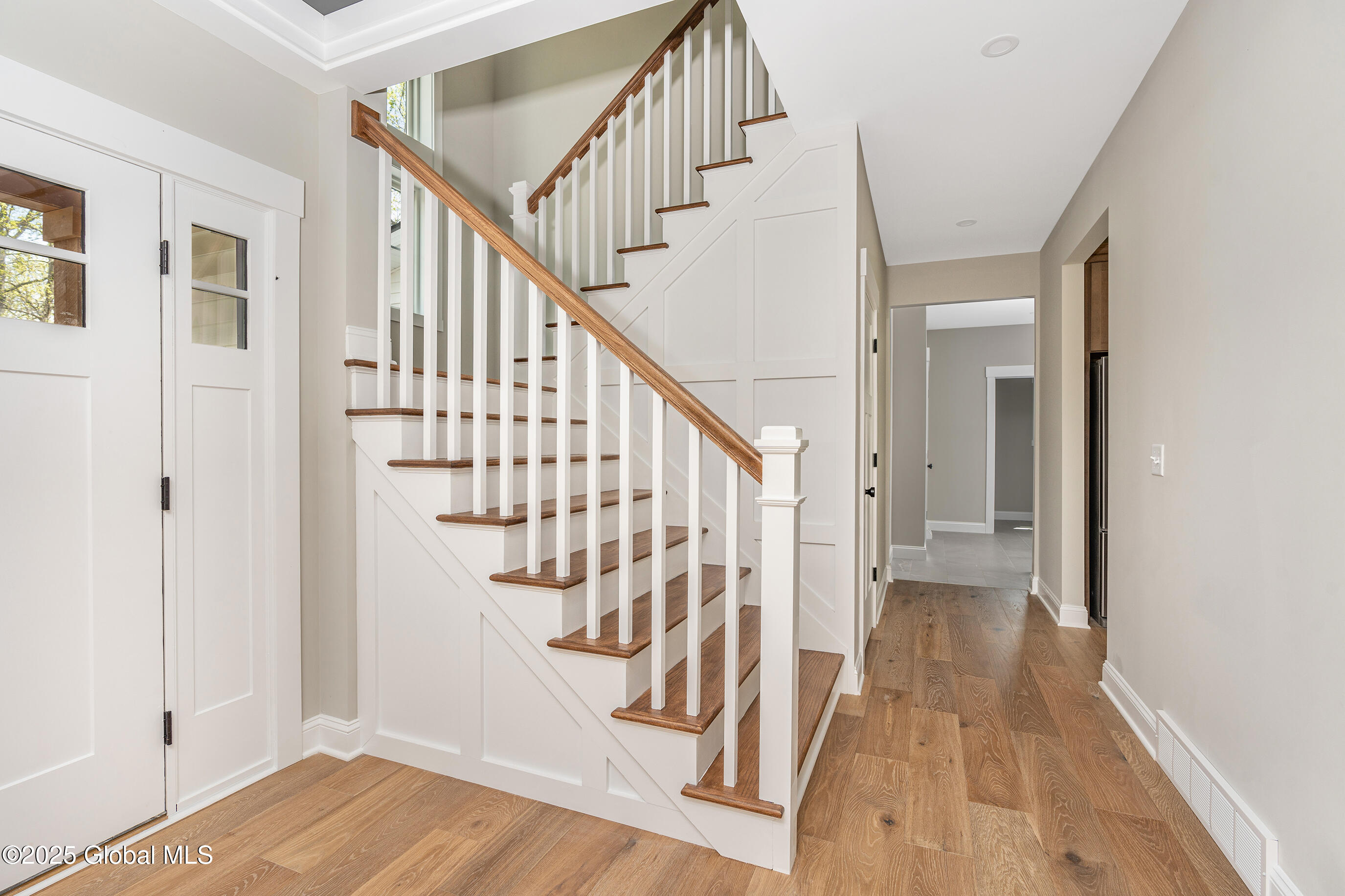 225 Pinewood Drive, Guilderland, New York image 7