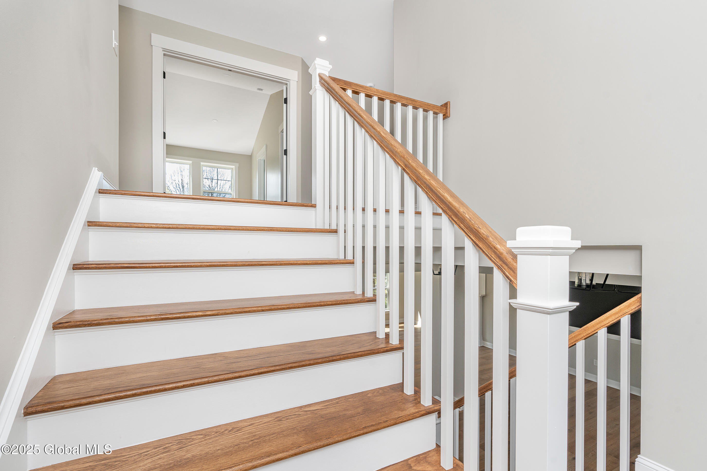 225 Pinewood Drive, Guilderland, New York image 36