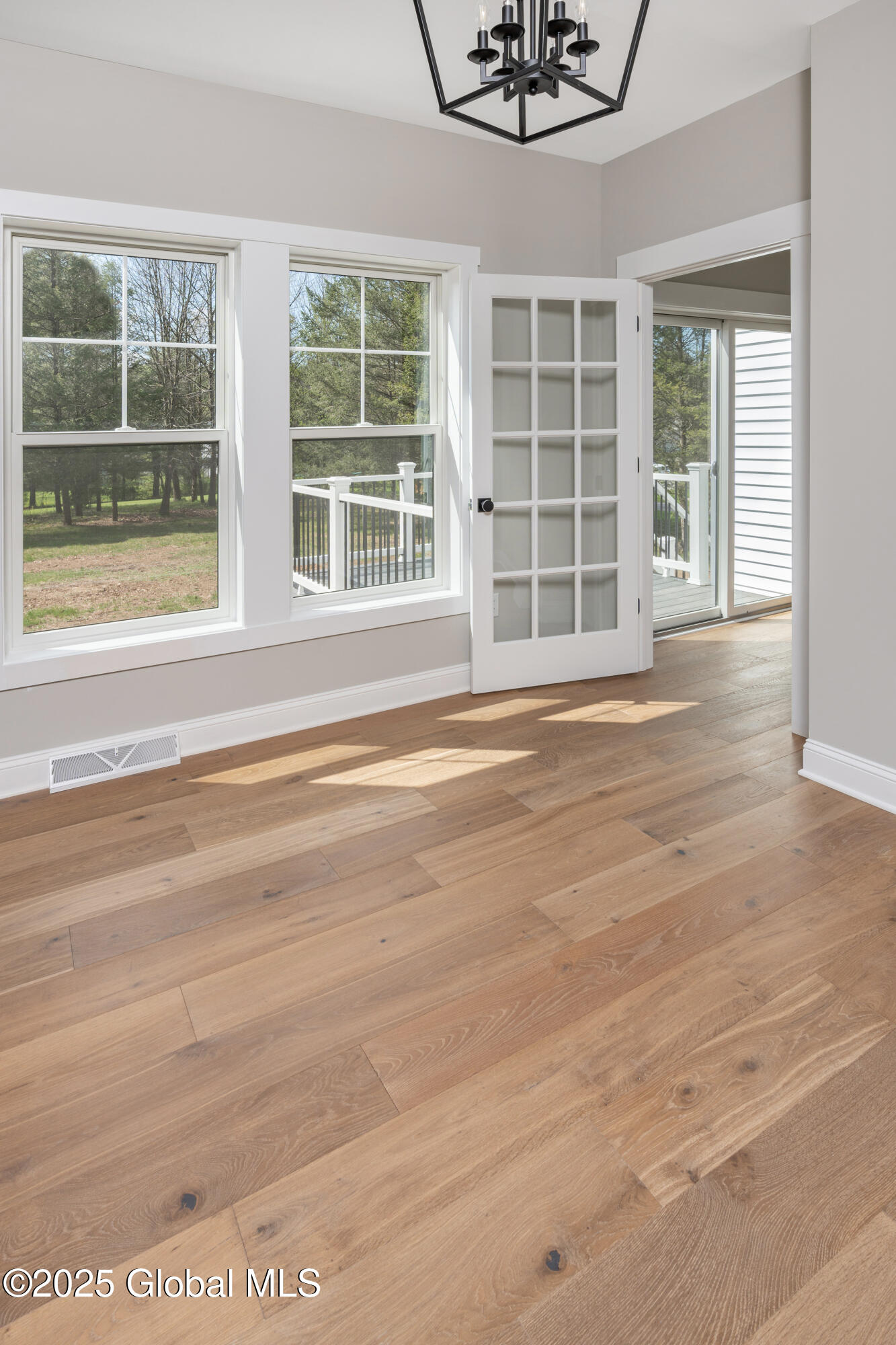 225 Pinewood Drive, Guilderland, New York image 29