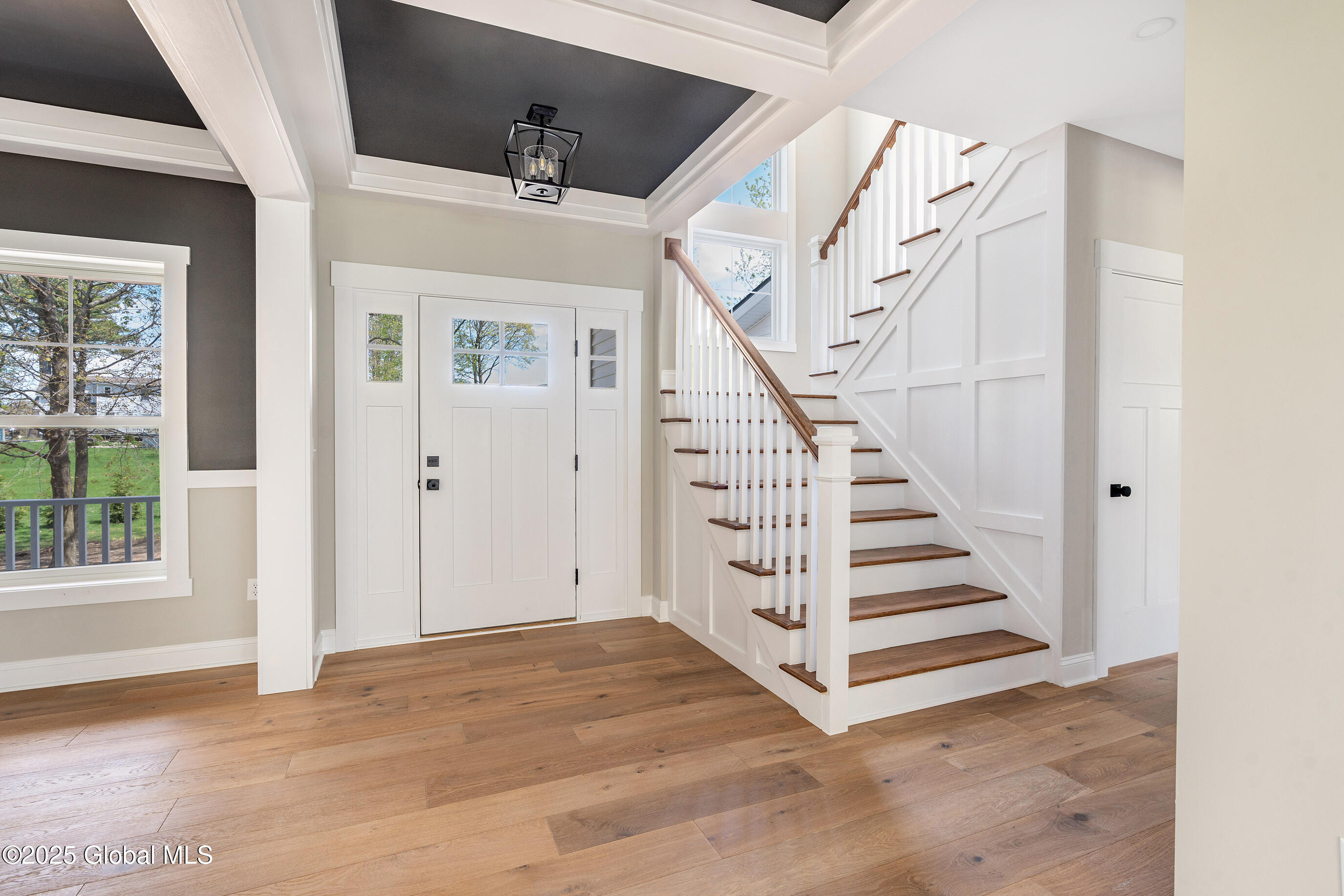 225 Pinewood Drive, Guilderland, New York image 4