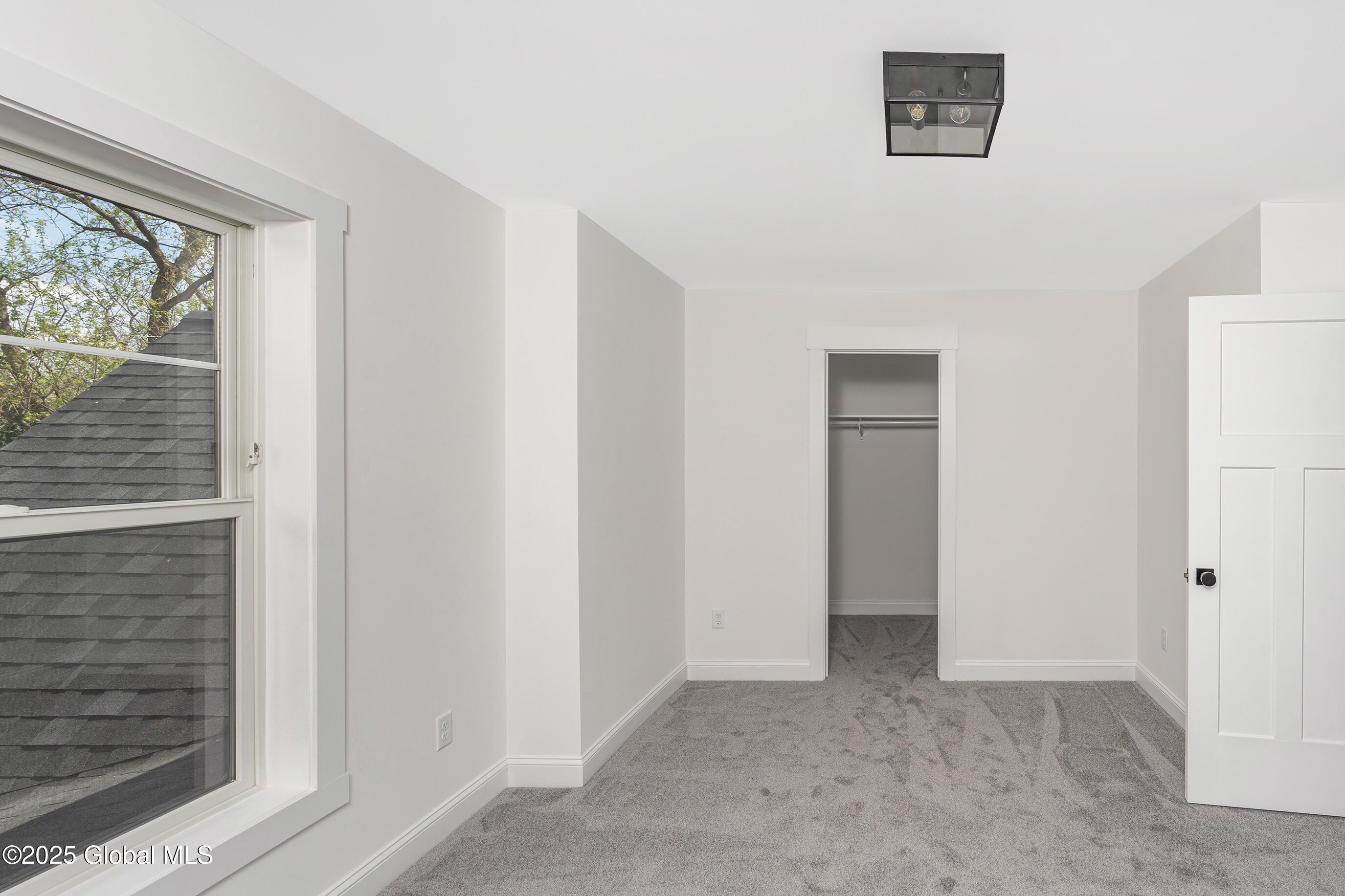225 Pinewood Drive, Guilderland, New York image 44