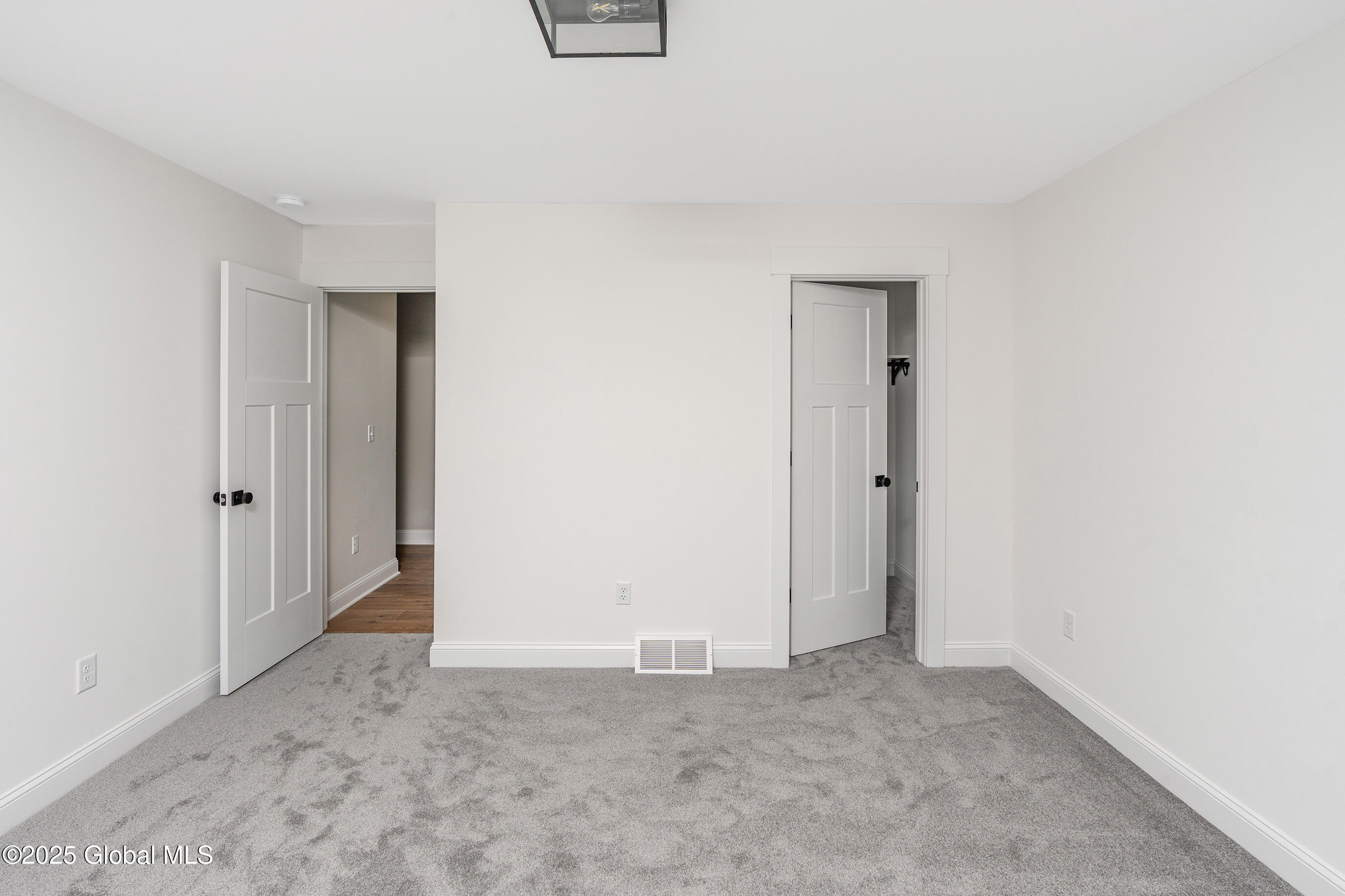 225 Pinewood Drive, Guilderland, New York image 48