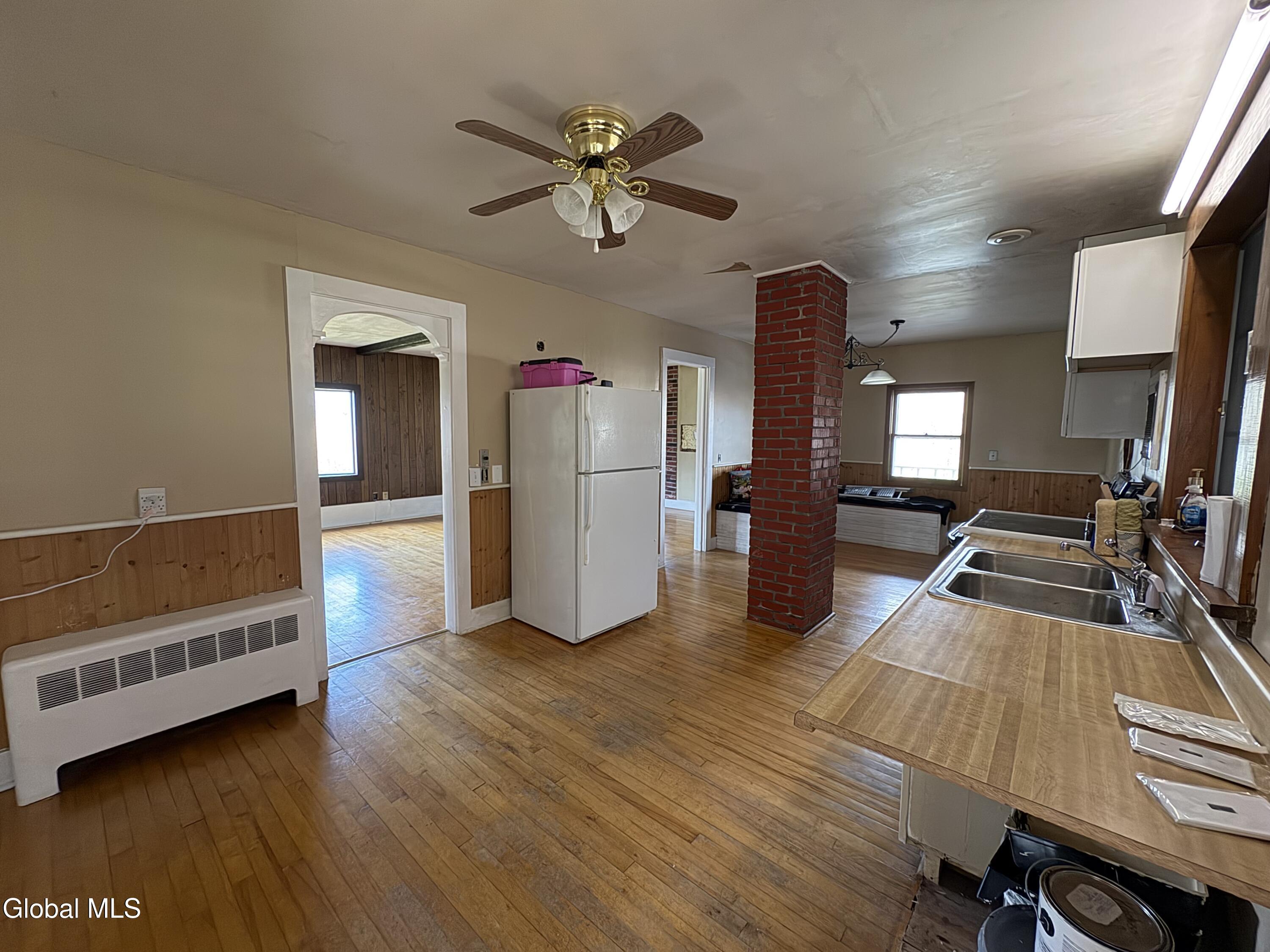 26 3rd Avenue