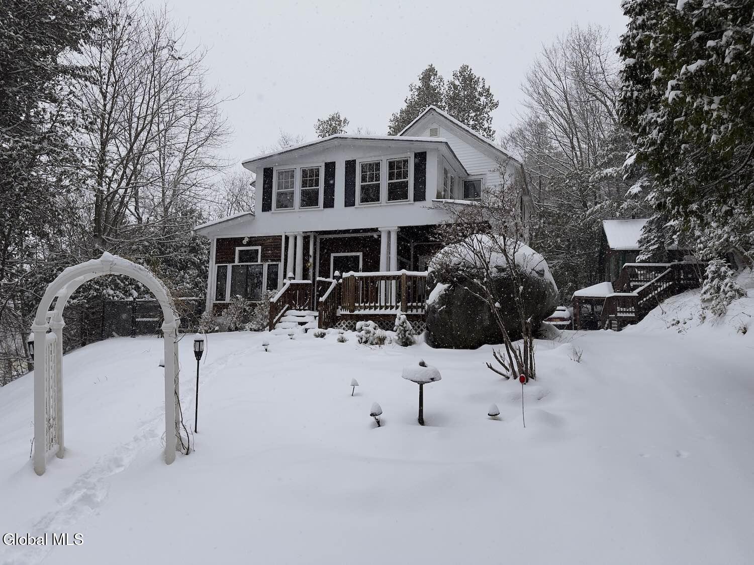 48 Old Lake Colby Road