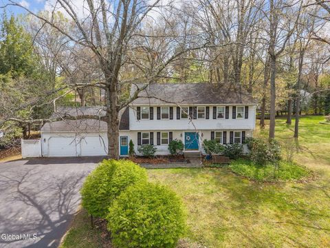 Photo of 34 Axbridge Lane, Delmar, NY 12054 (MLS # 202616231)