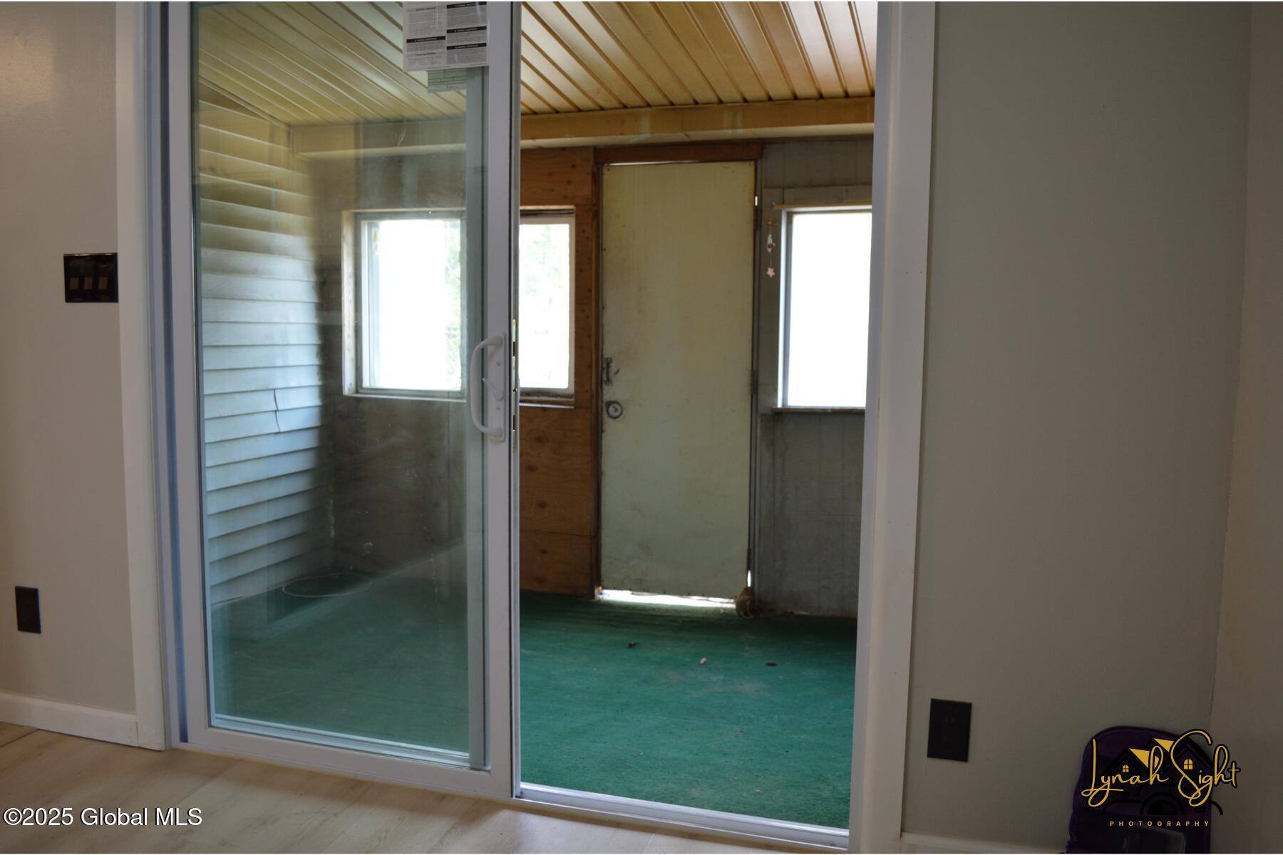 37 Nelson Ave Avenue, Rensselaer, New York image 10