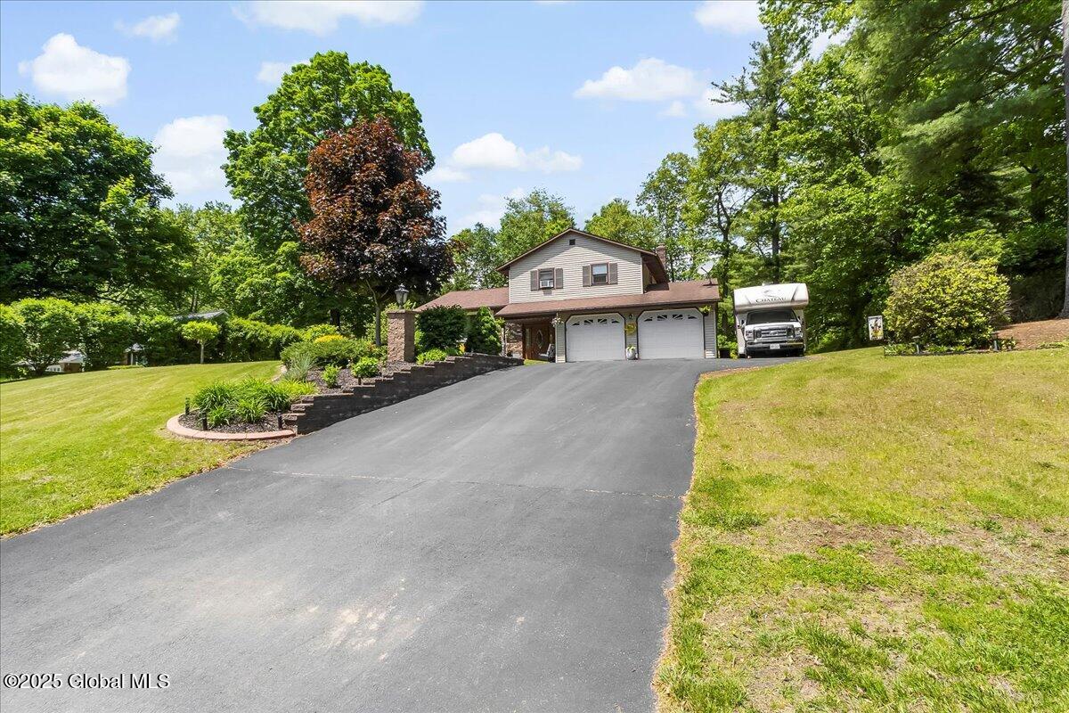 617 Cindy Lane, Ballston Spa, New York image 7
