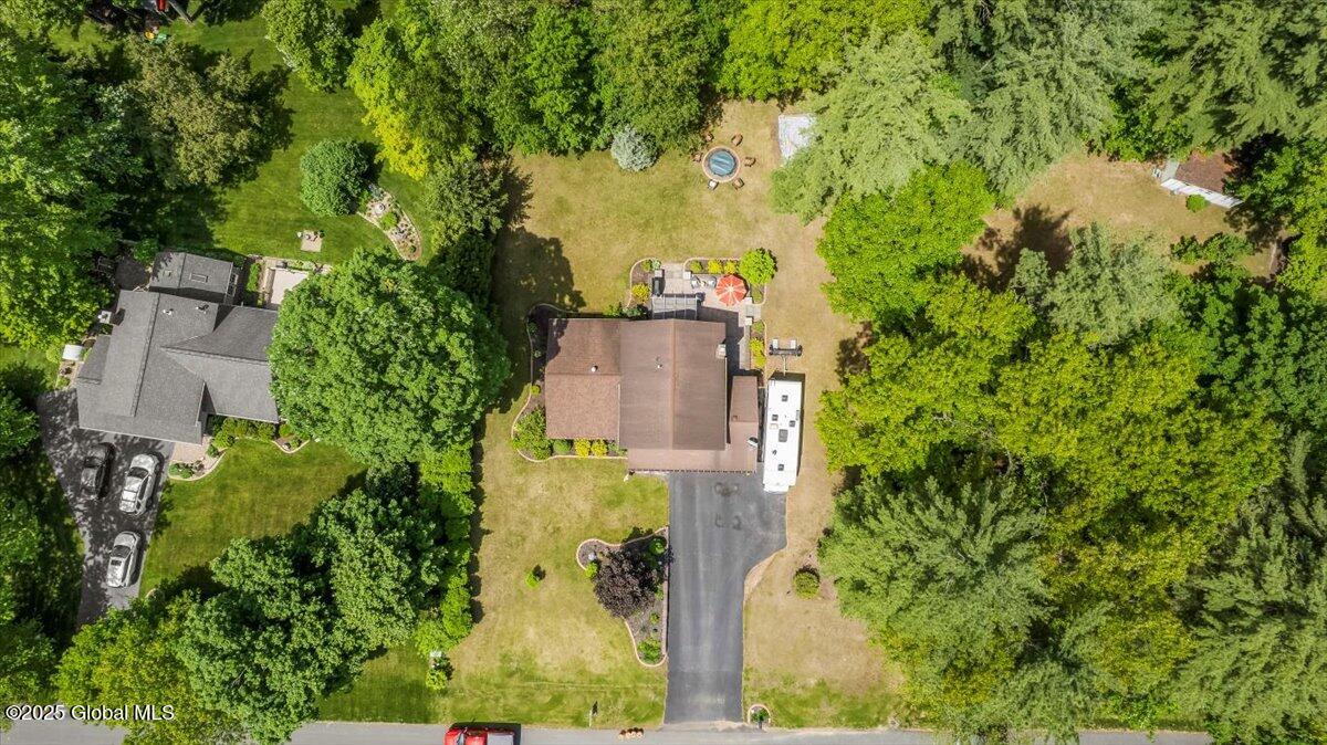 617 Cindy Lane, Ballston Spa, New York image 9