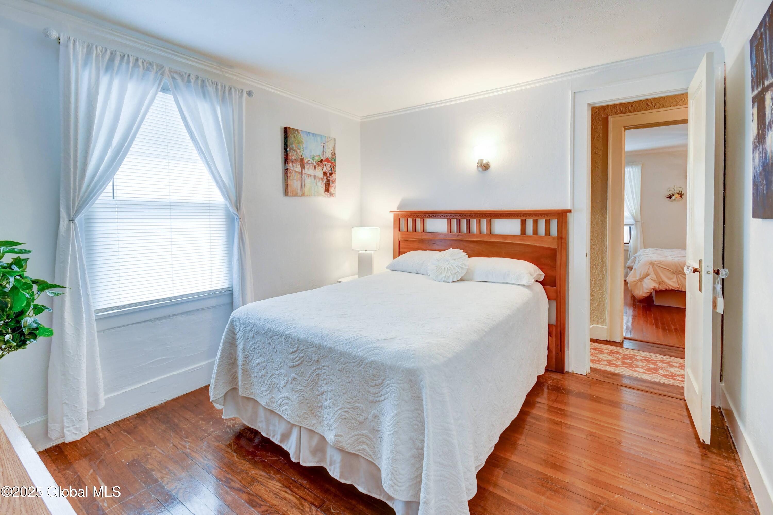33 Monroe Street, Gloversville, New York image 2