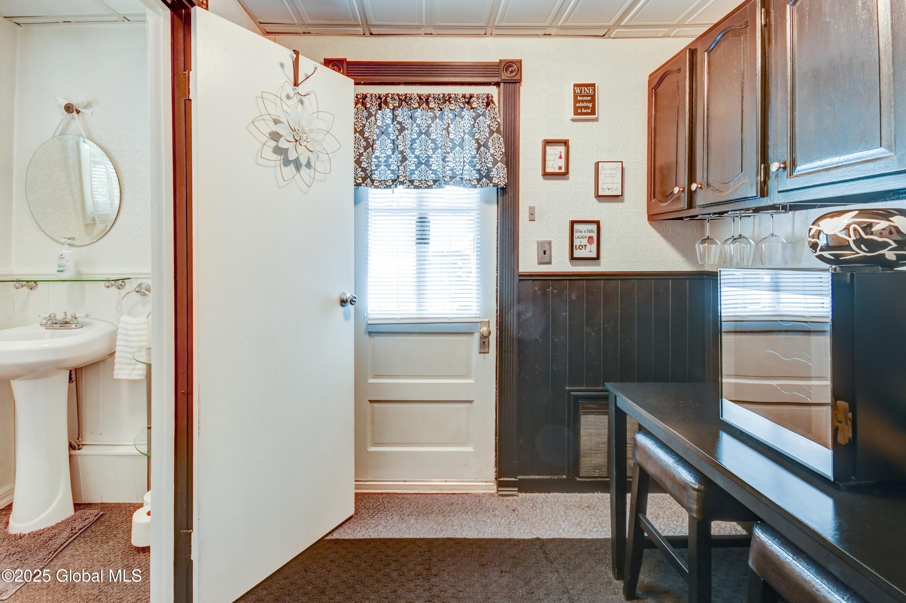 33 Monroe Street, Gloversville, New York image 22