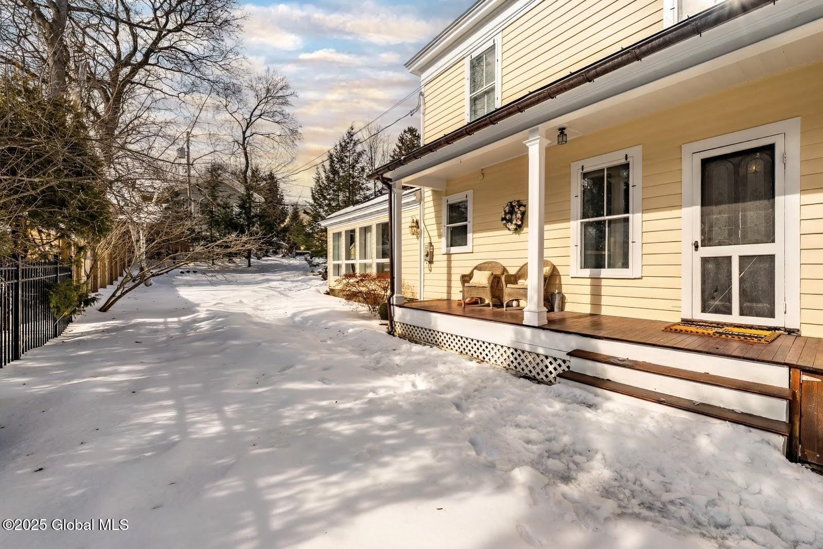 581 N Broadway, Saratoga Springs, New York image 36