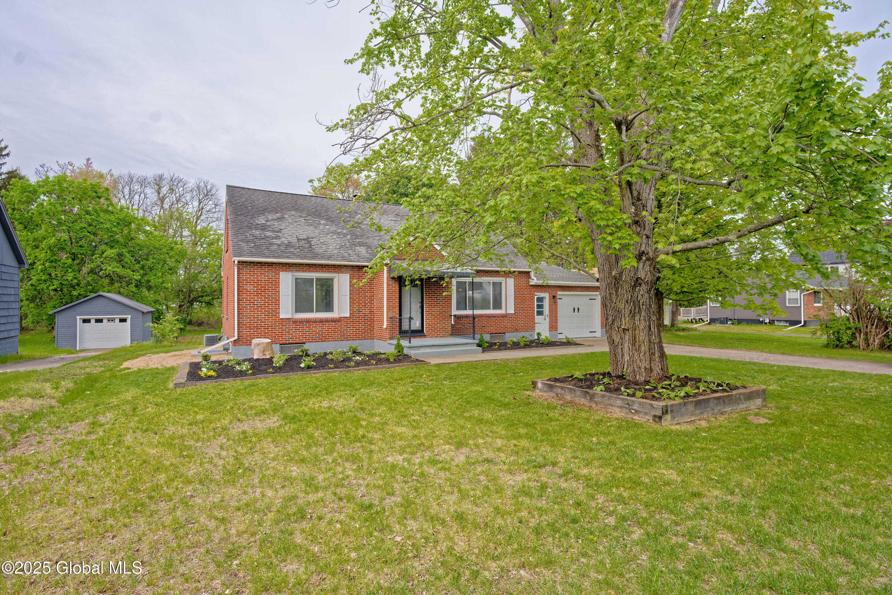 2775 Curry Road, Schenectady, New York image 4