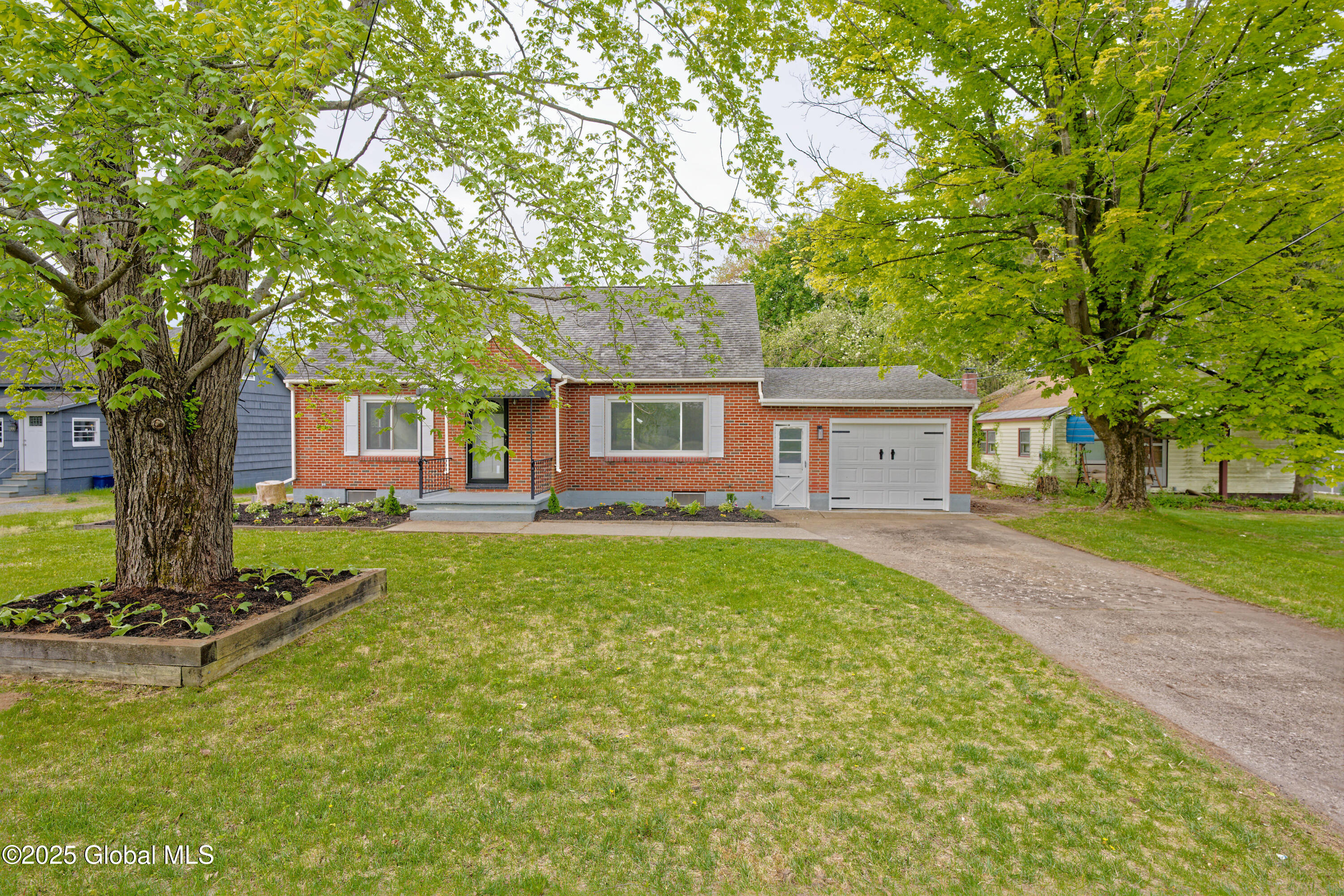 2775 Curry Road, Schenectady, New York image 3