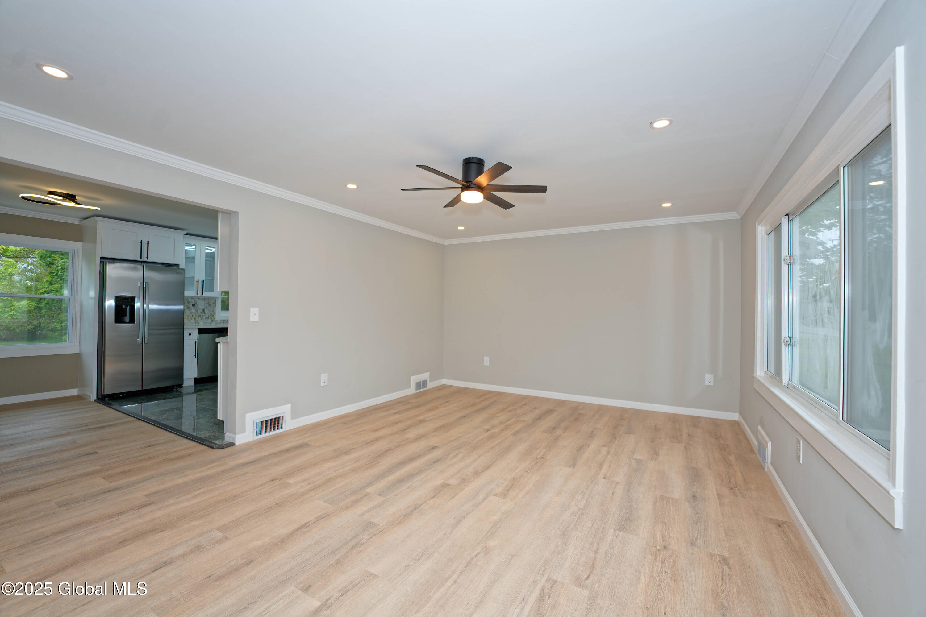2775 Curry Road, Schenectady, New York image 9