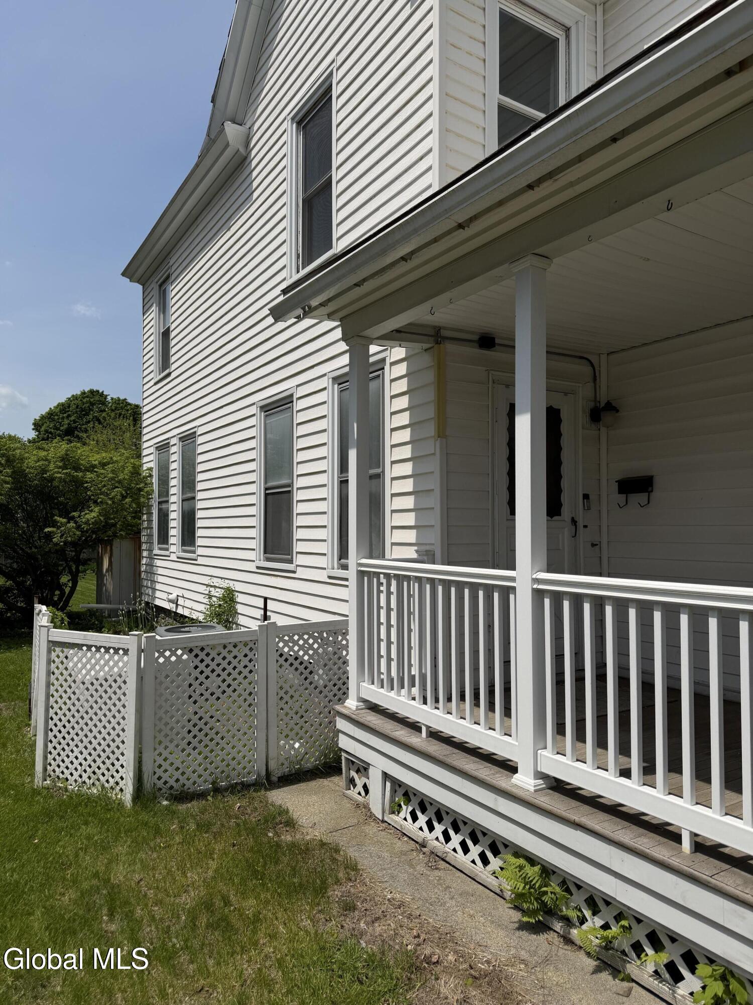 52 Walnut Street