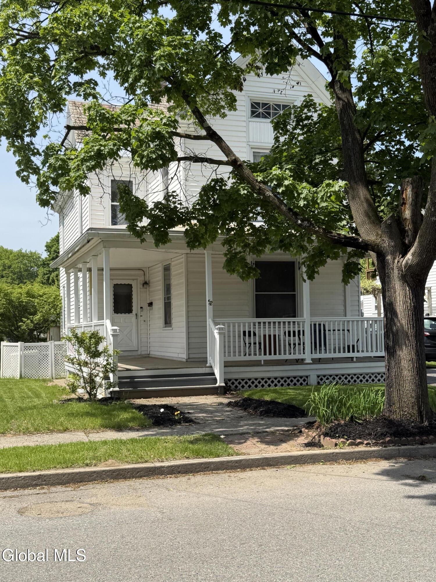 52 Walnut Street