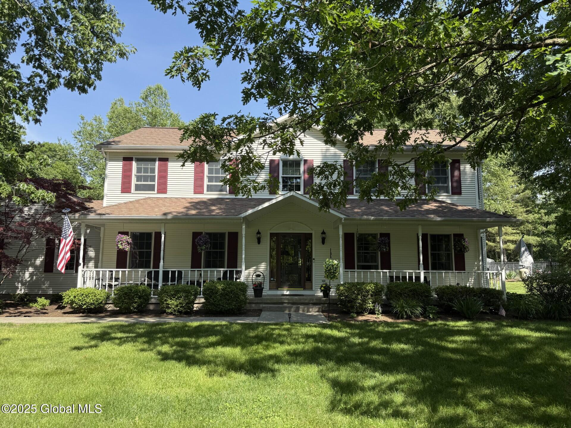 14 Edward Drive, West Sand Lake, New York image 1