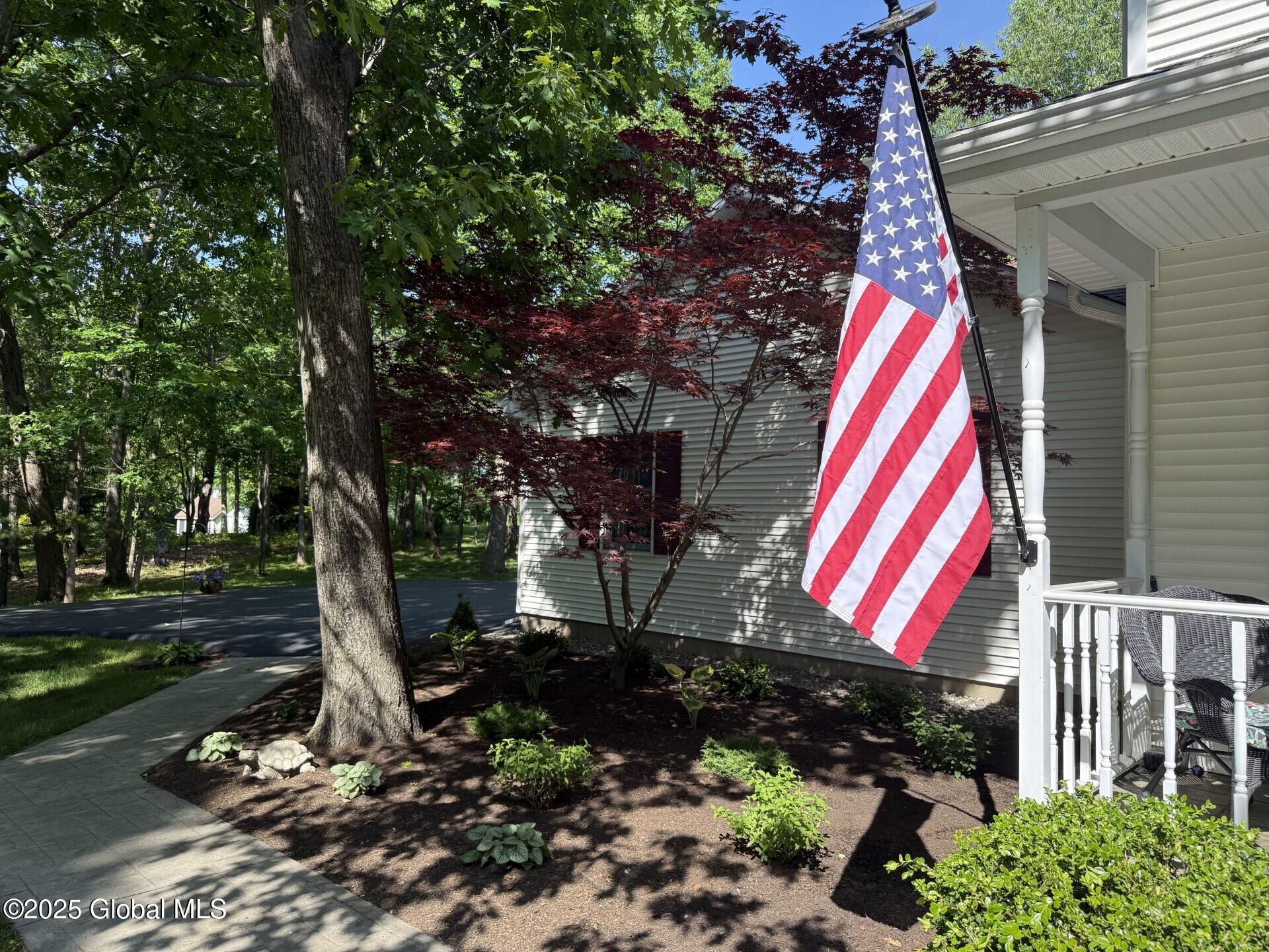 14 Edward Drive, West Sand Lake, New York image 4