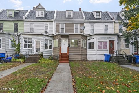 Photo of 3 Manning Square, Albany, NY 12206 (MLS # 202528832)