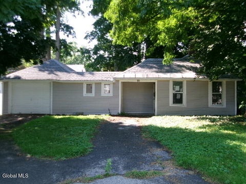 Photo of 30 Irving Road, Scotia, NY 12302 (MLS # 202624679)