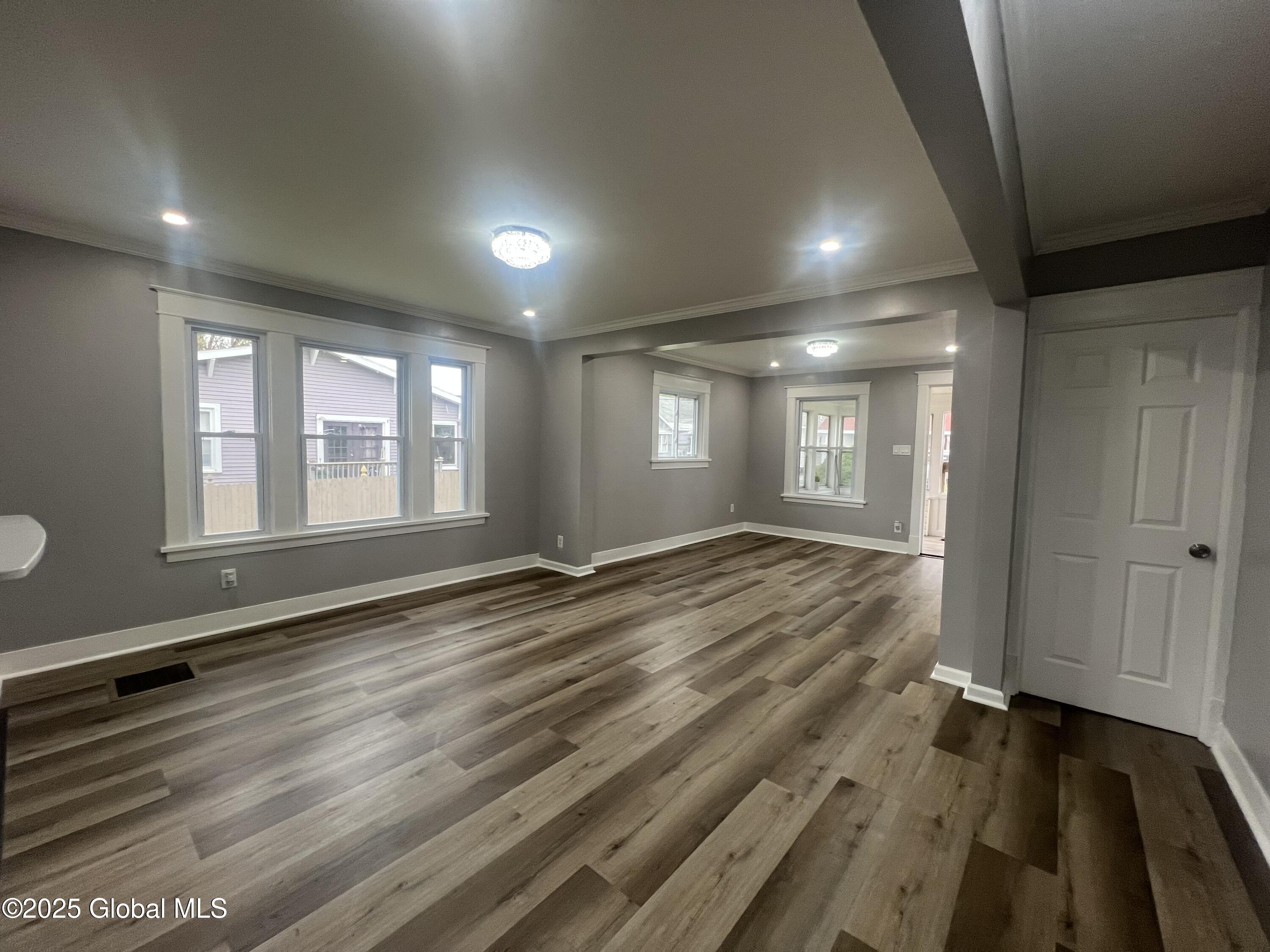 1732 Avenue H, Schenectady, New York image 16