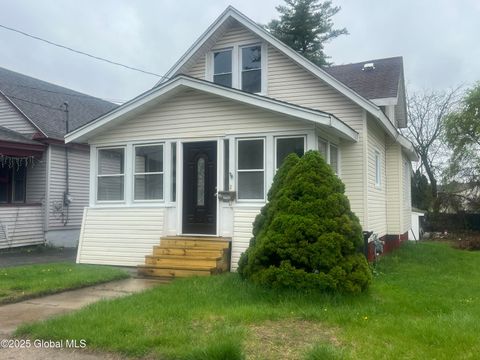 Photo of 1732 Avenue H, Schenectady, NY 12304 (MLS # 202516862)