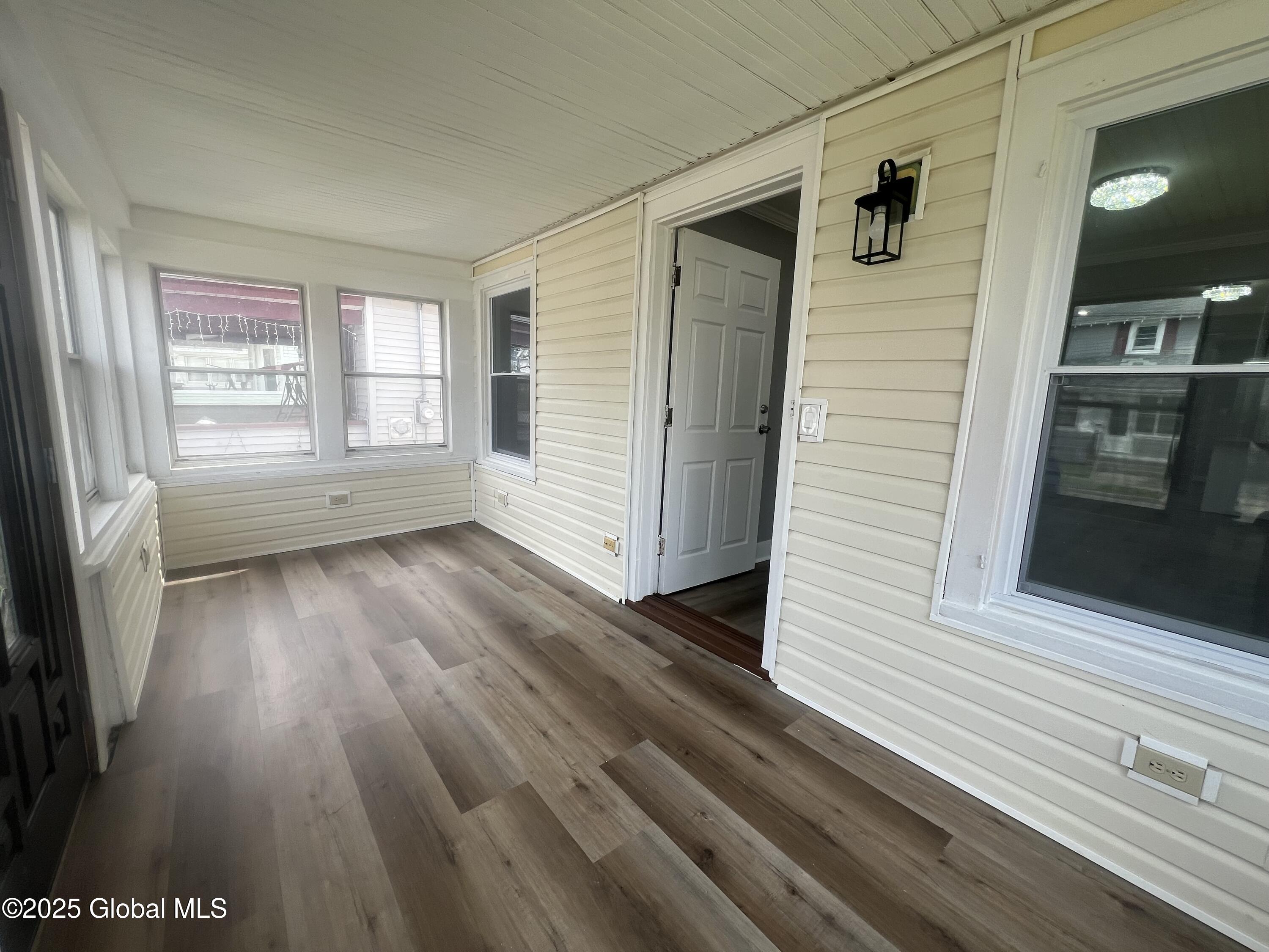 1732 Avenue H, Schenectady, New York image 3