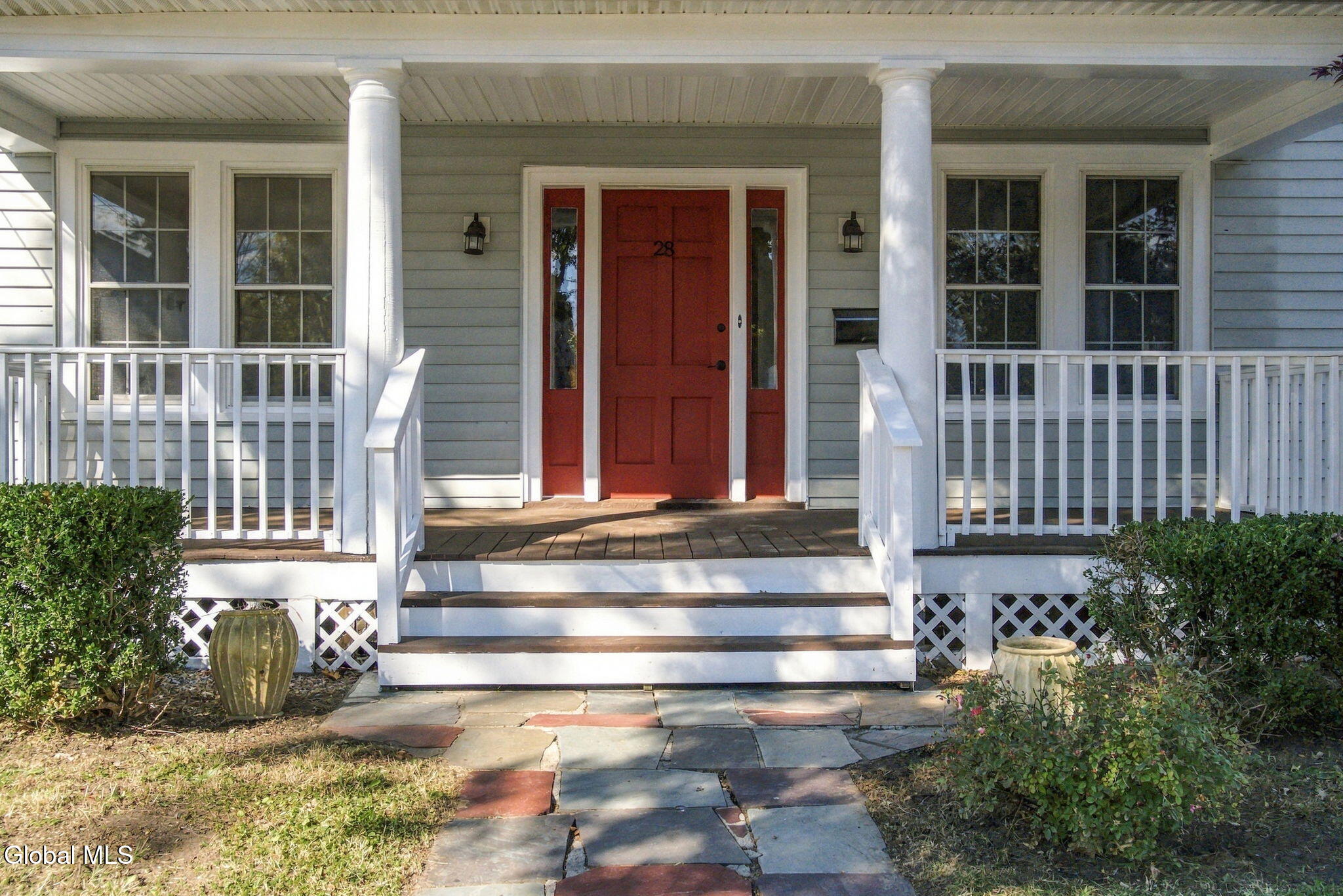 28 Homestead Avenue