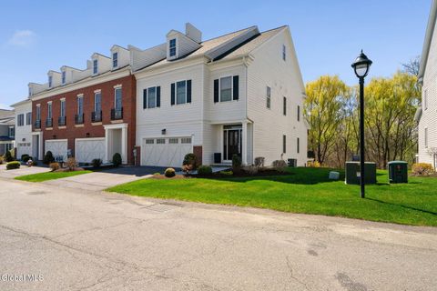 Photo of 40 Cambridge Way, Latham, NY 12047 (MLS # 202615491)