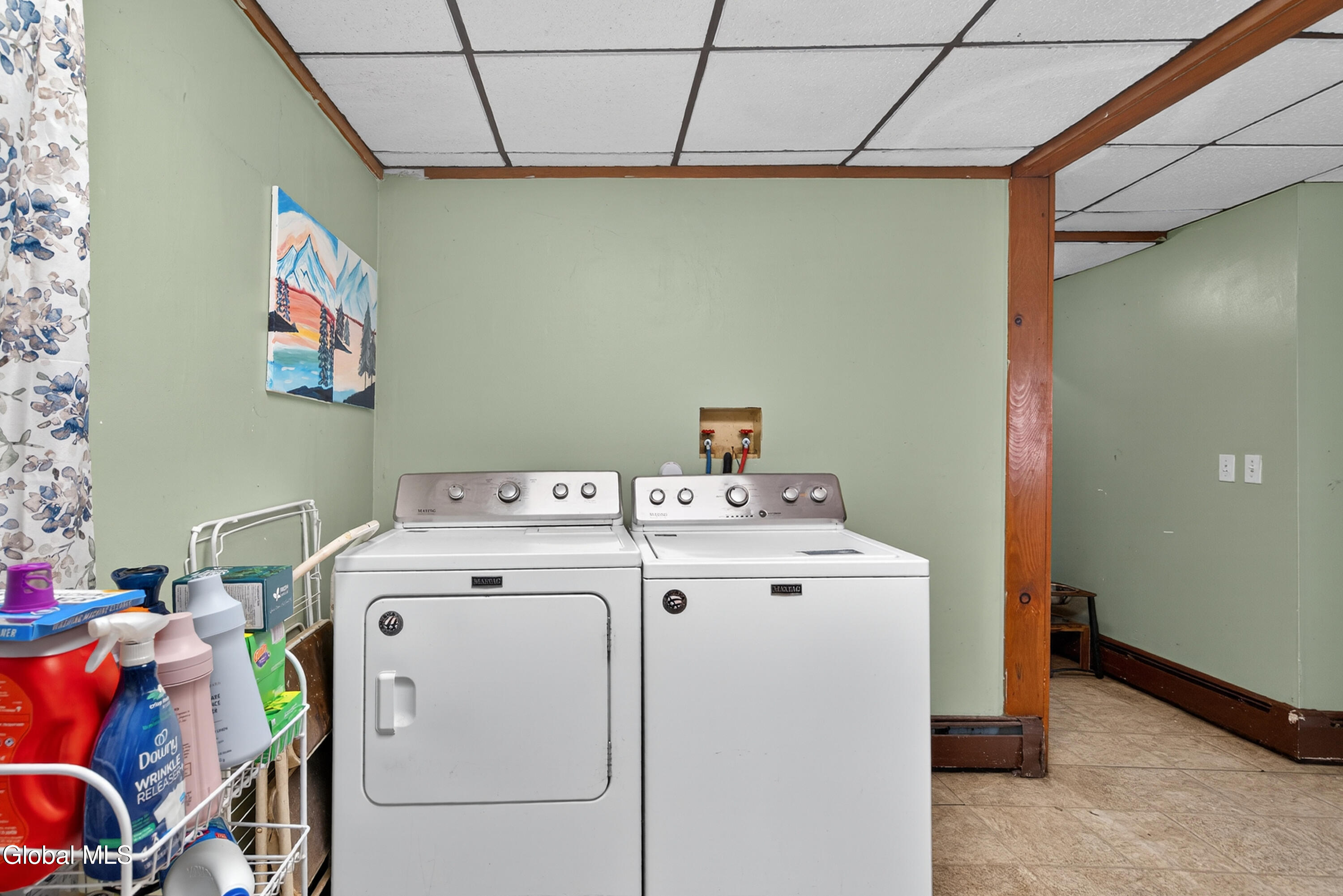 Watervliet, New York 12189, United States, 5 Bedrooms Bedrooms, ,2 BathroomsBathrooms,Residential,Active,193358