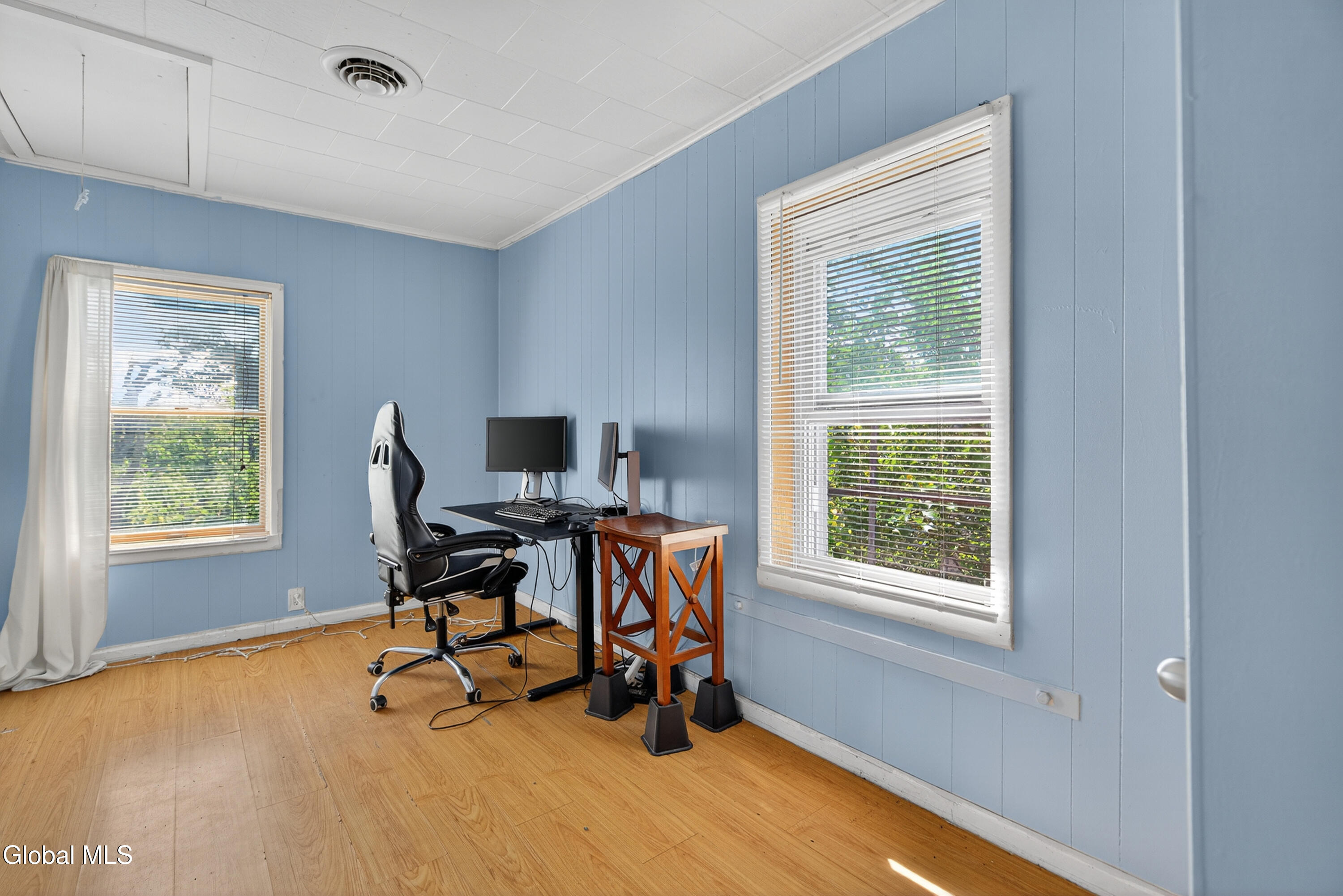 Watervliet, New York 12189, United States, 5 Bedrooms Bedrooms, ,2 BathroomsBathrooms,Residential,Active,193358