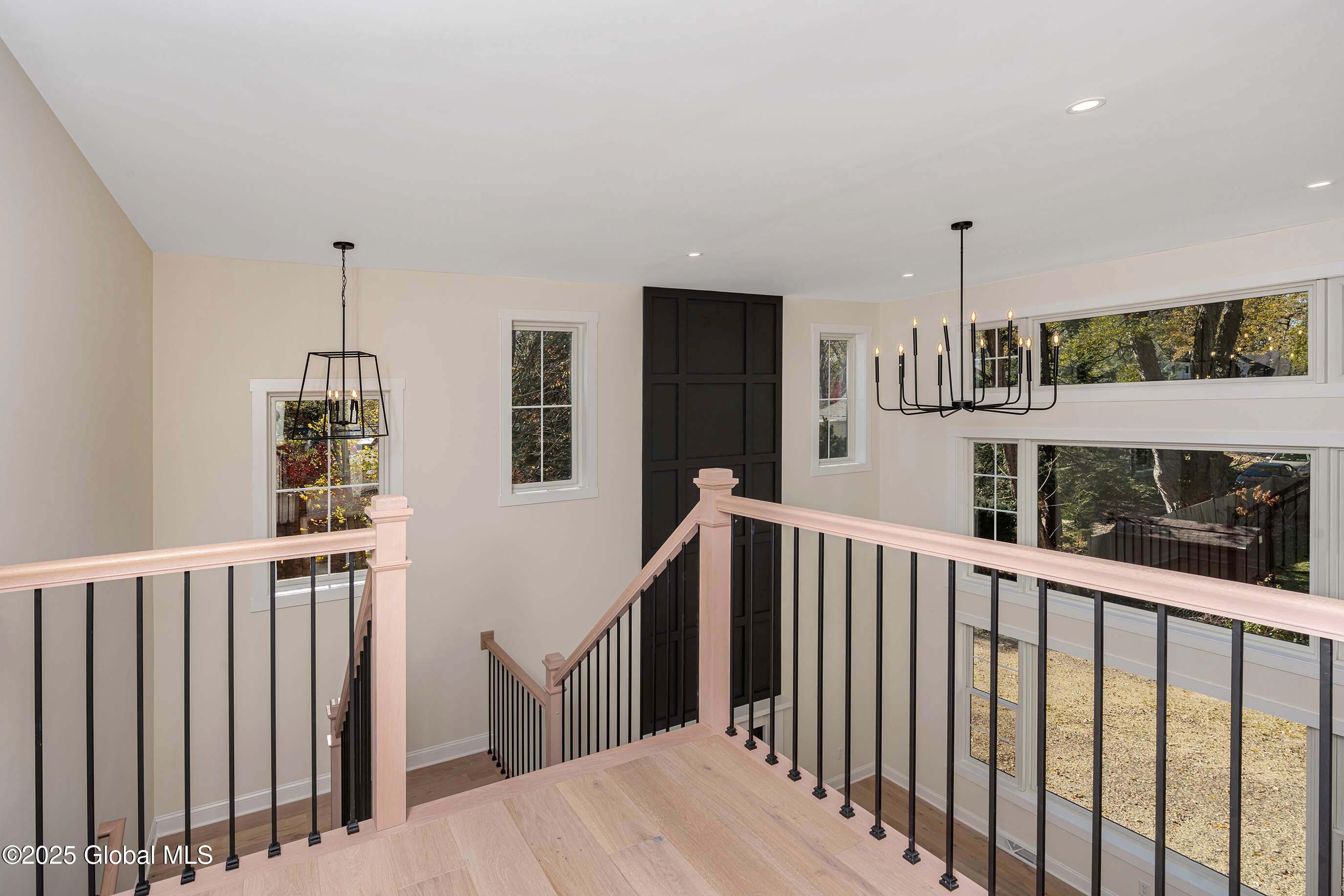 223 Pinewood Drive, Guilderland, New York image 15