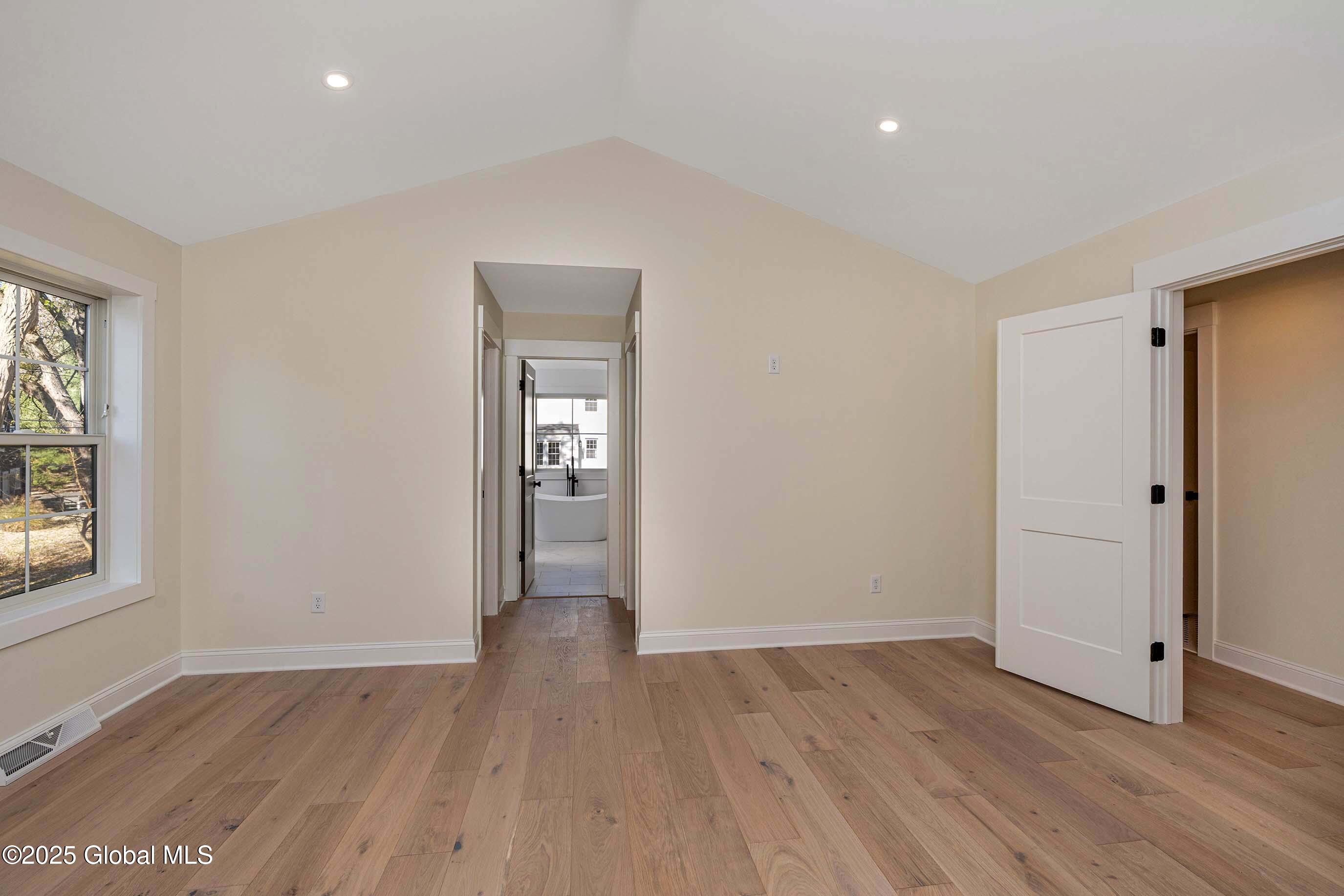 223 Pinewood Drive, Guilderland, New York image 18