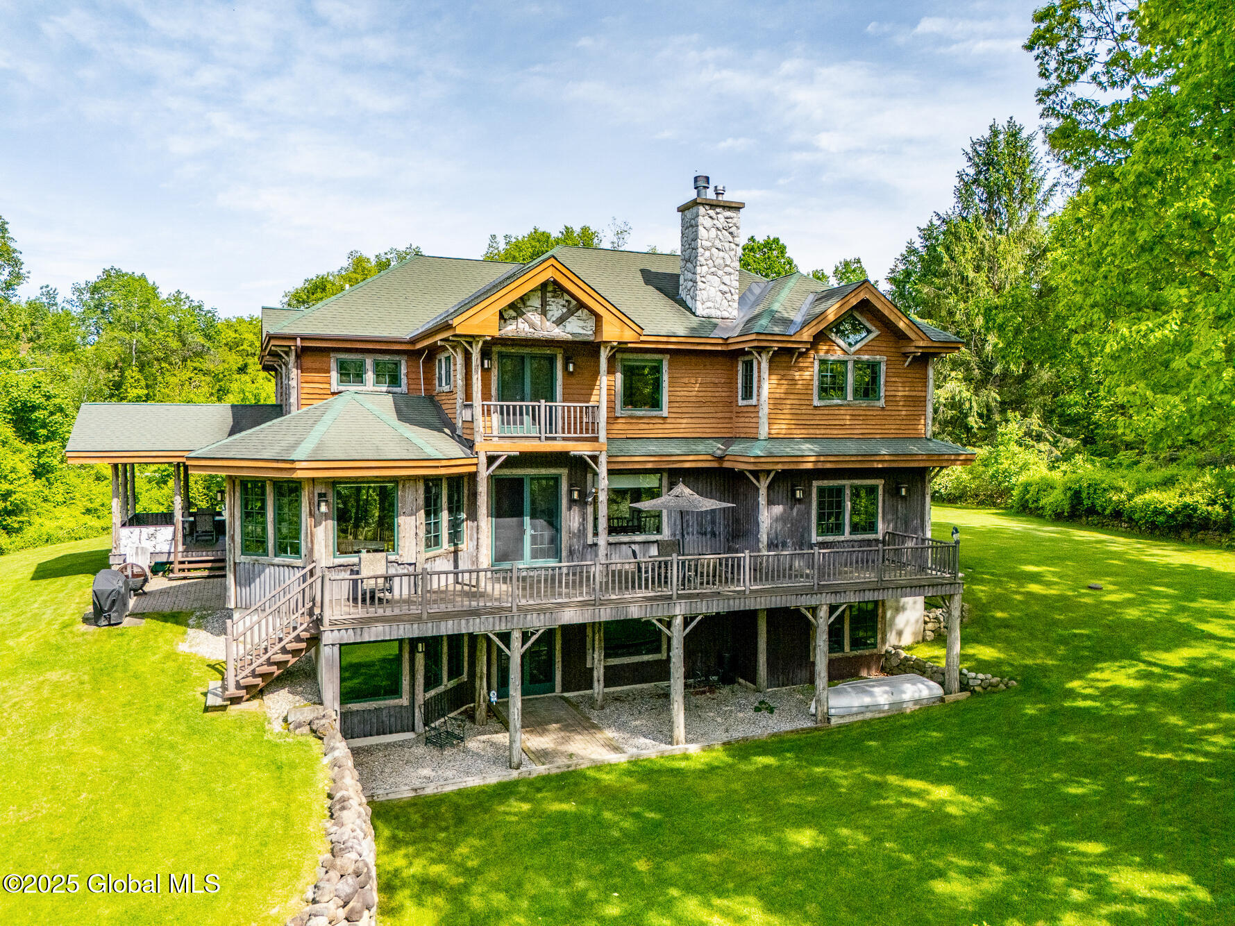 24 Wildwood Place, Queensbury, New York image 2