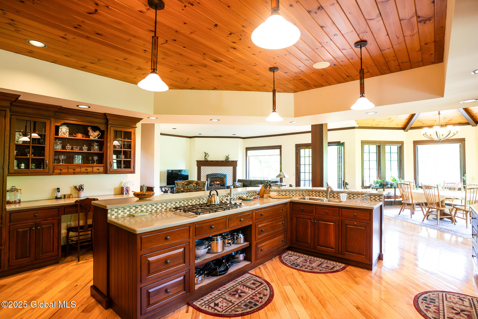 24 Wildwood Place, Queensbury, New York image 8