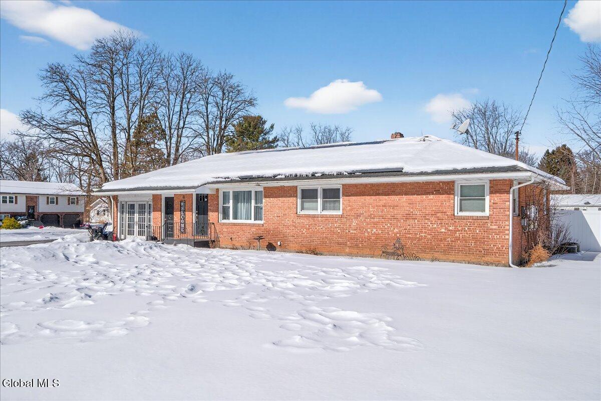 289 3rd Avenue Extension