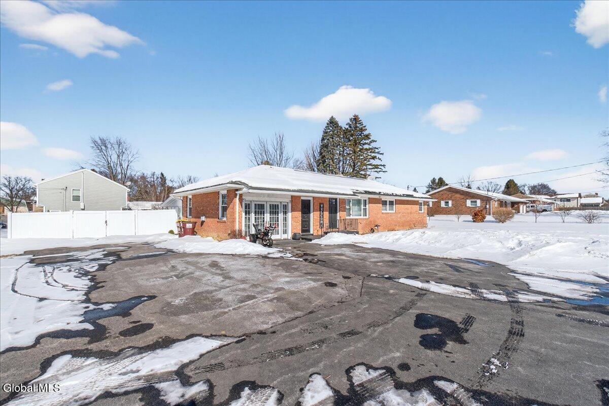 289 3rd Avenue Extension