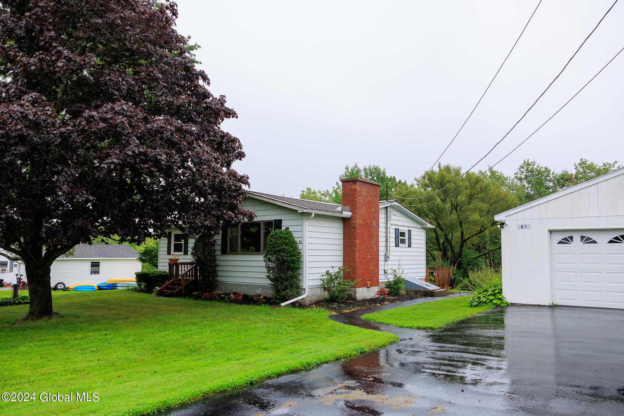 81 Middle Road, Altamont, New York image 3